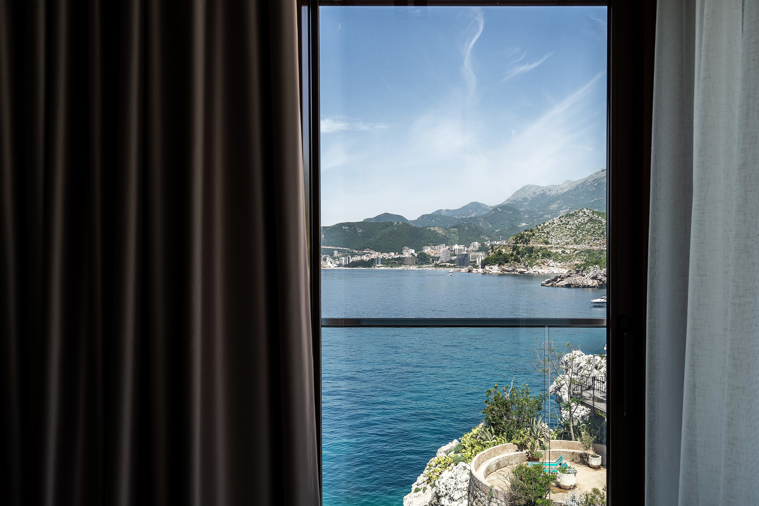 Real Estate Photography. Montenegro. EVAN ARISTOV WEDDING PHOTOGRAPHY — Seattle Wedding Photographer