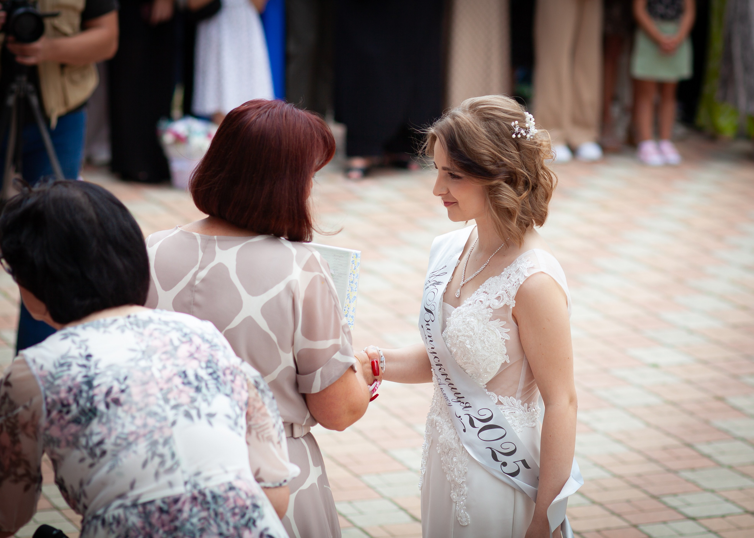 Пример фотосессии последний звонок и выпускной 11А, все в куче по очереди