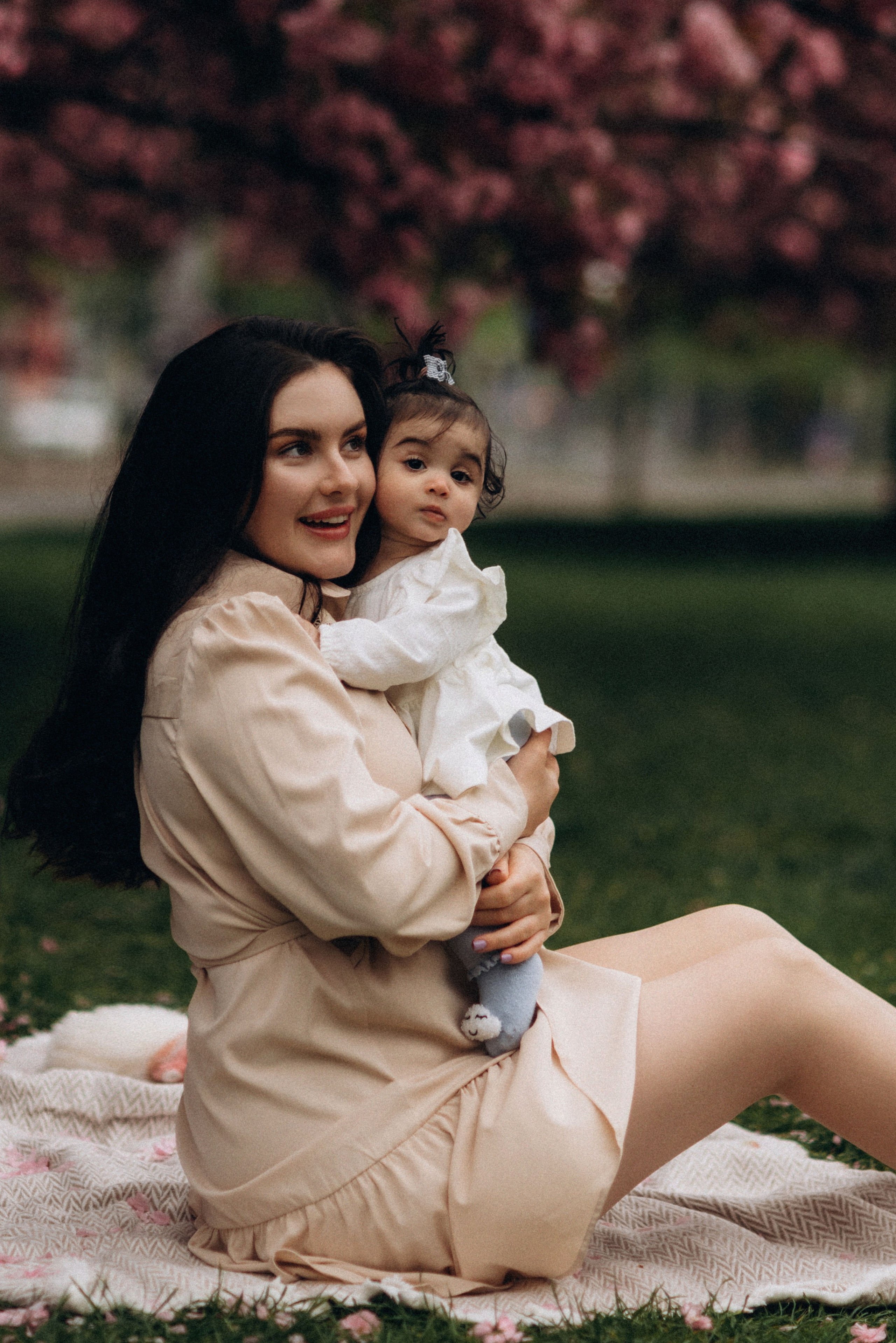 Family history in Sakura. Семейный фотограф Лейпциг, Германия