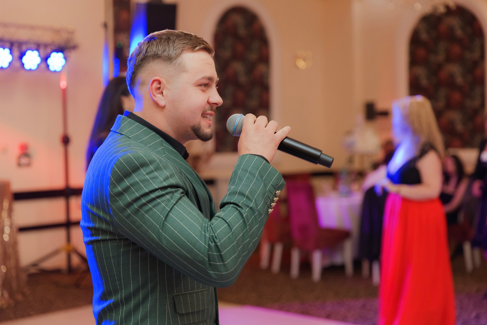 Mihai & Oana. Servicii foto-video profesionale, pentru momente de neuitat