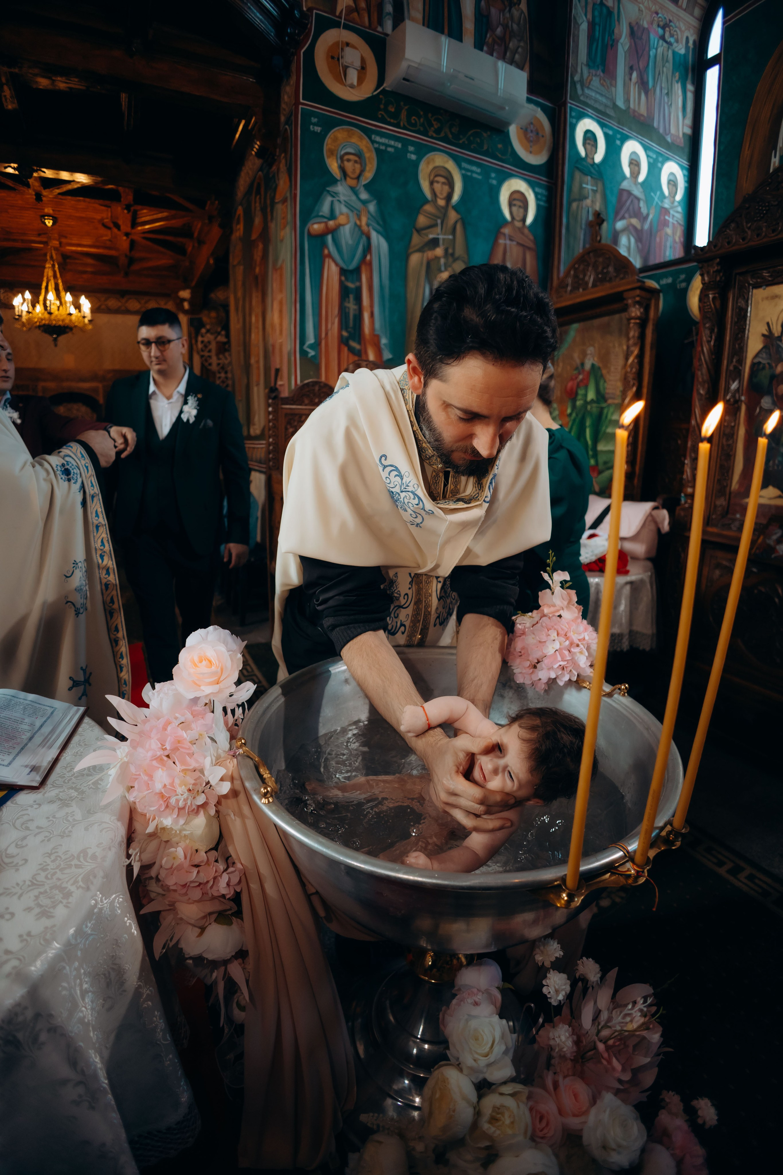 Povestea voastră, regizată de noi |Cristi Turculet Videograf Nuntă Suceava | wedding highlight. Servicii foto-video profesionale, pentru momente de neuitat