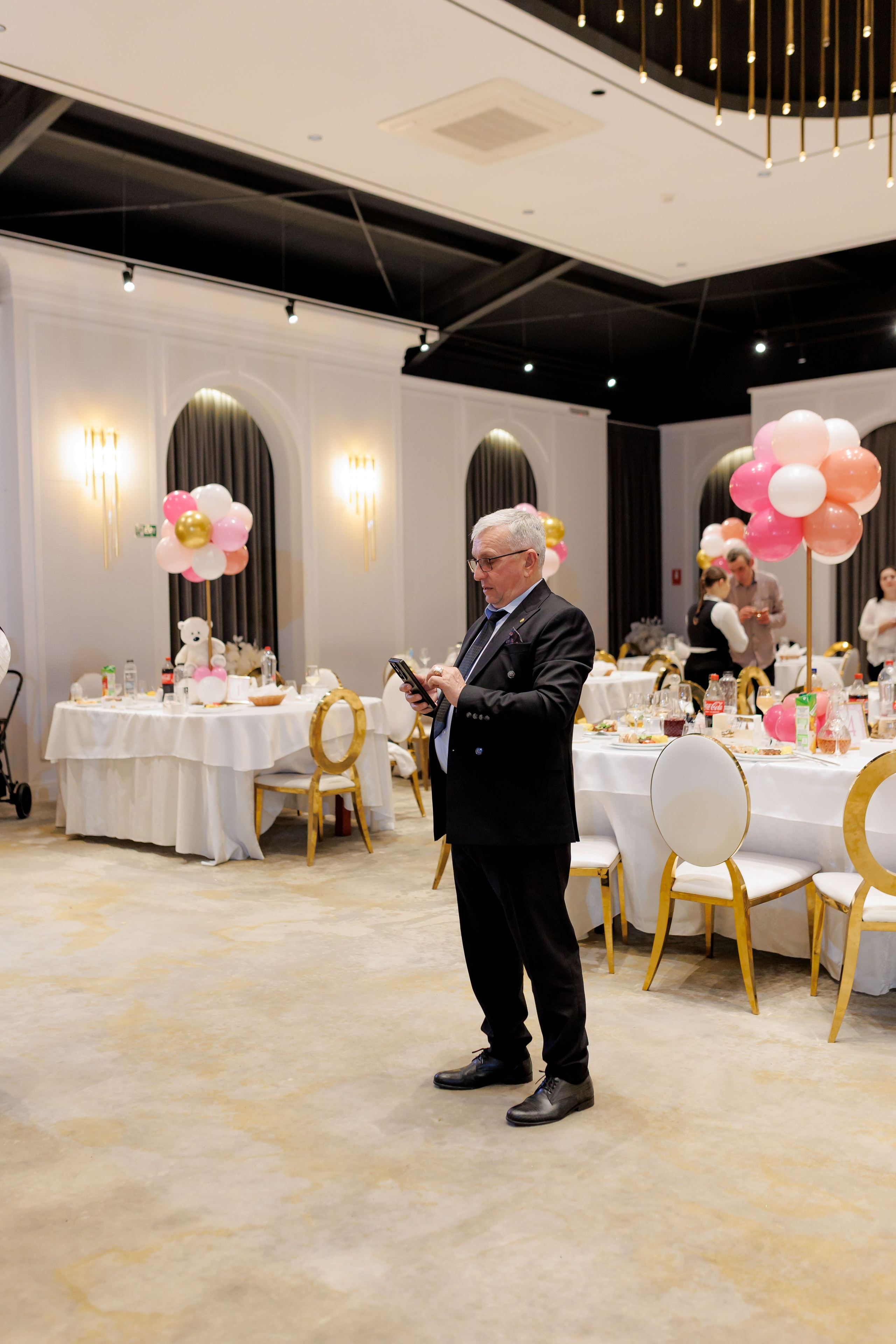 Povestea voastră, regizată de noi |Cristi Turculet Videograf Nuntă Suceava | wedding highlight. Servicii foto-video profesionale, pentru momente de neuitat