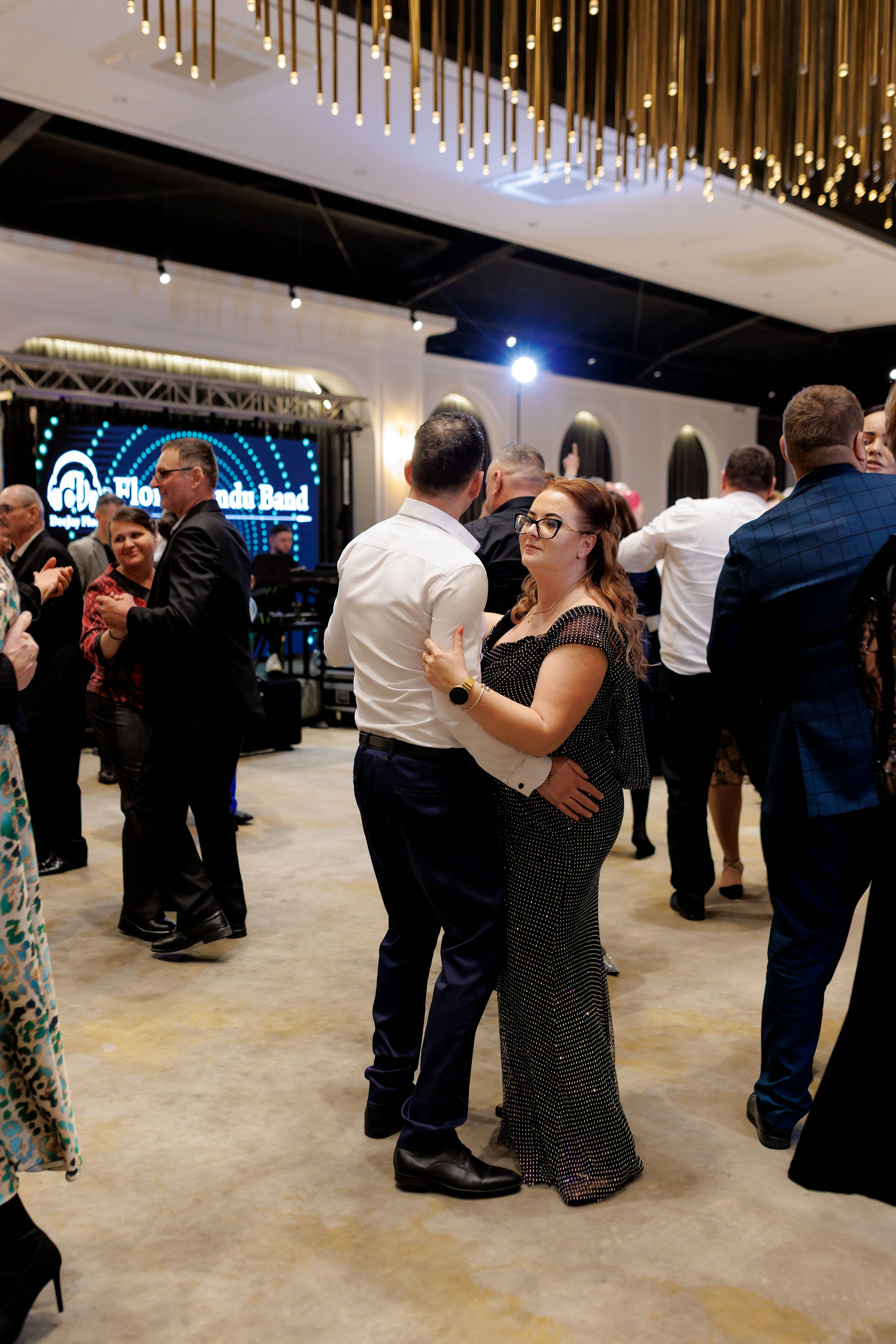 Povestea voastră, regizată de noi |Cristi Turculet Videograf Nuntă Suceava | wedding highlight. Servicii foto-video profesionale, pentru momente de neuitat