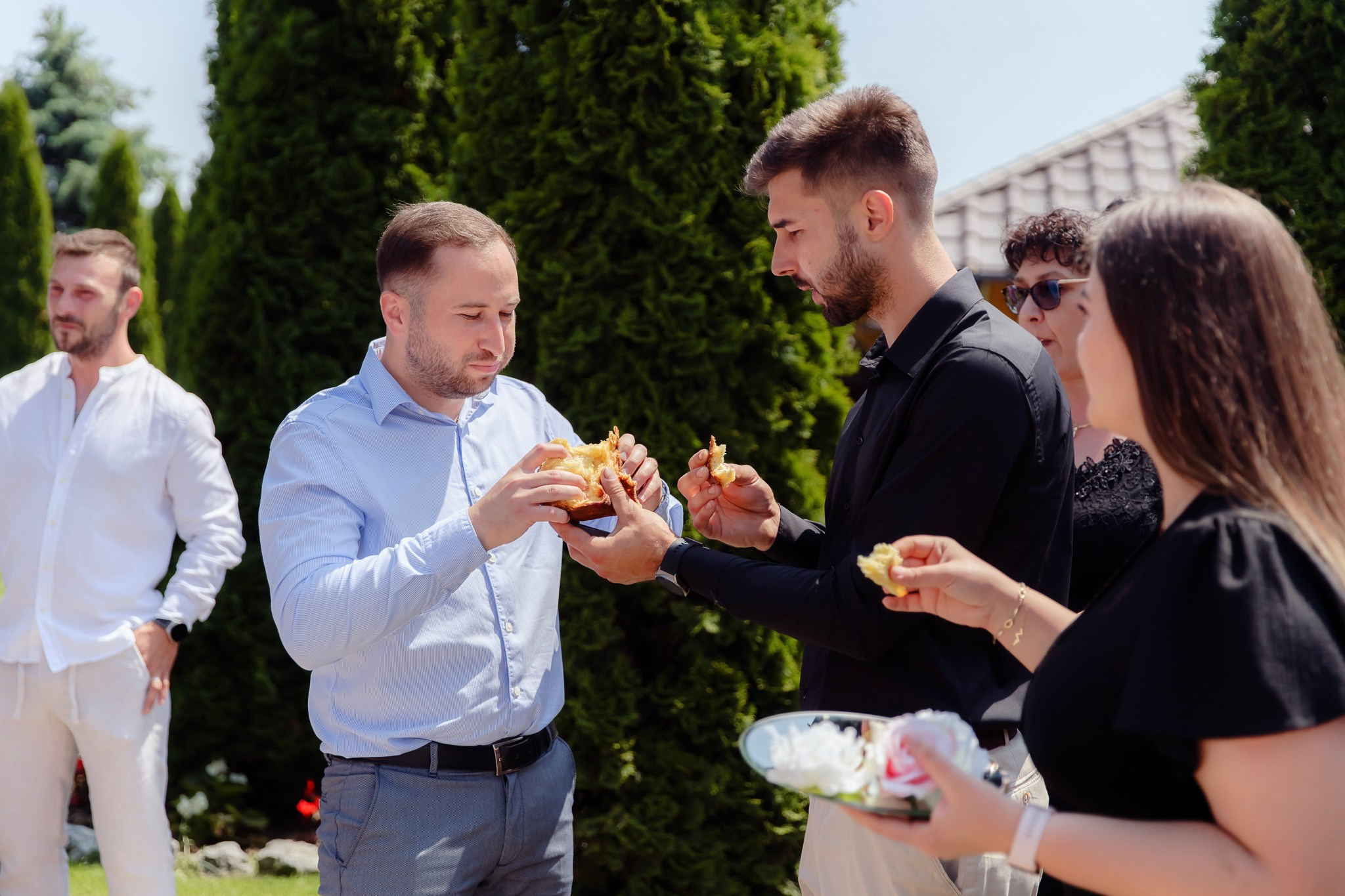 Ioana & Ionuț | Nuntă de poveste la Păstrăvăria Poiana din Mălini județul Suceava. Servicii foto-video profesionale, pentru momente de neuitat