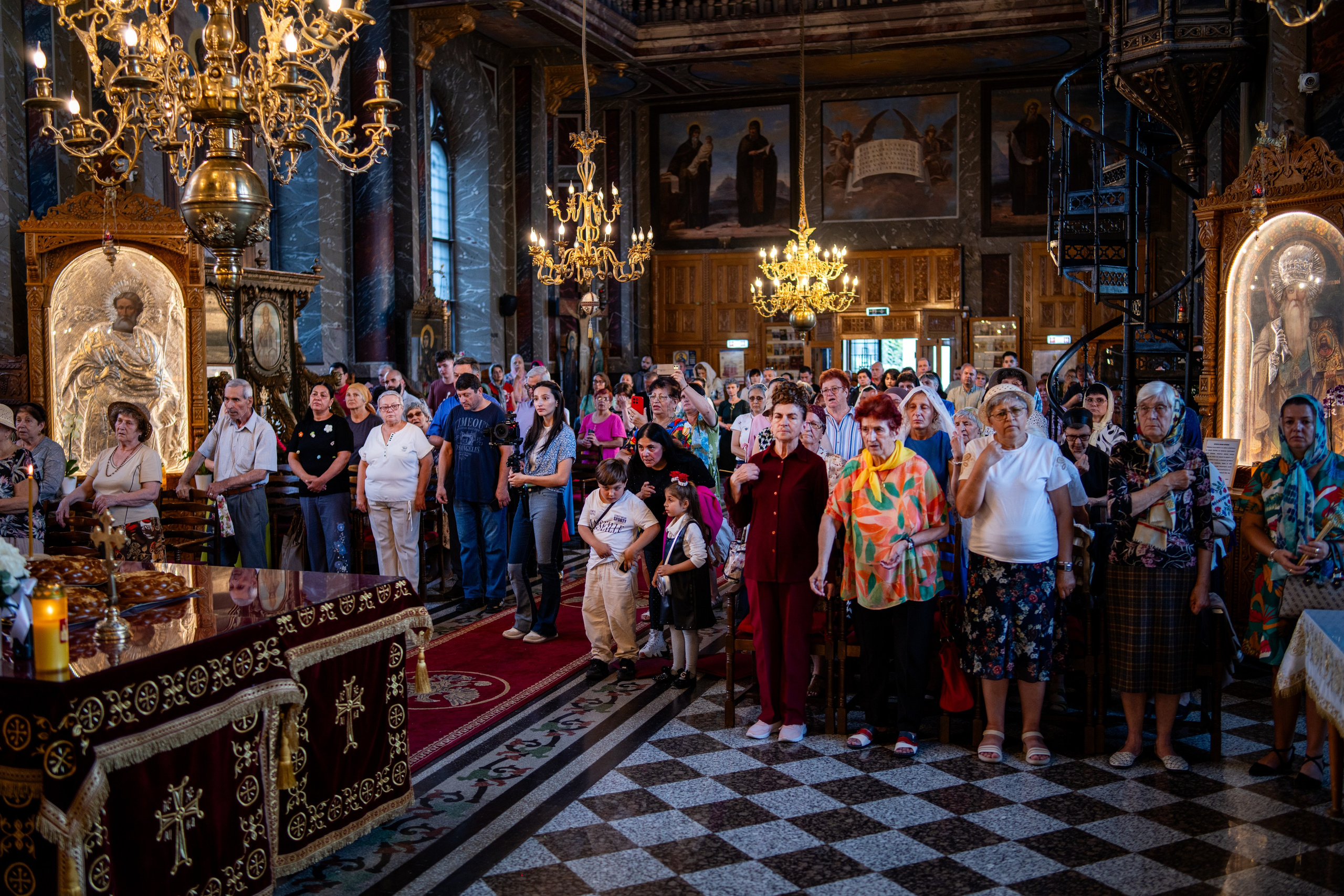 Hram Biserica Sfânta Vineri din Ploiești. Mihai Alexandra Events
