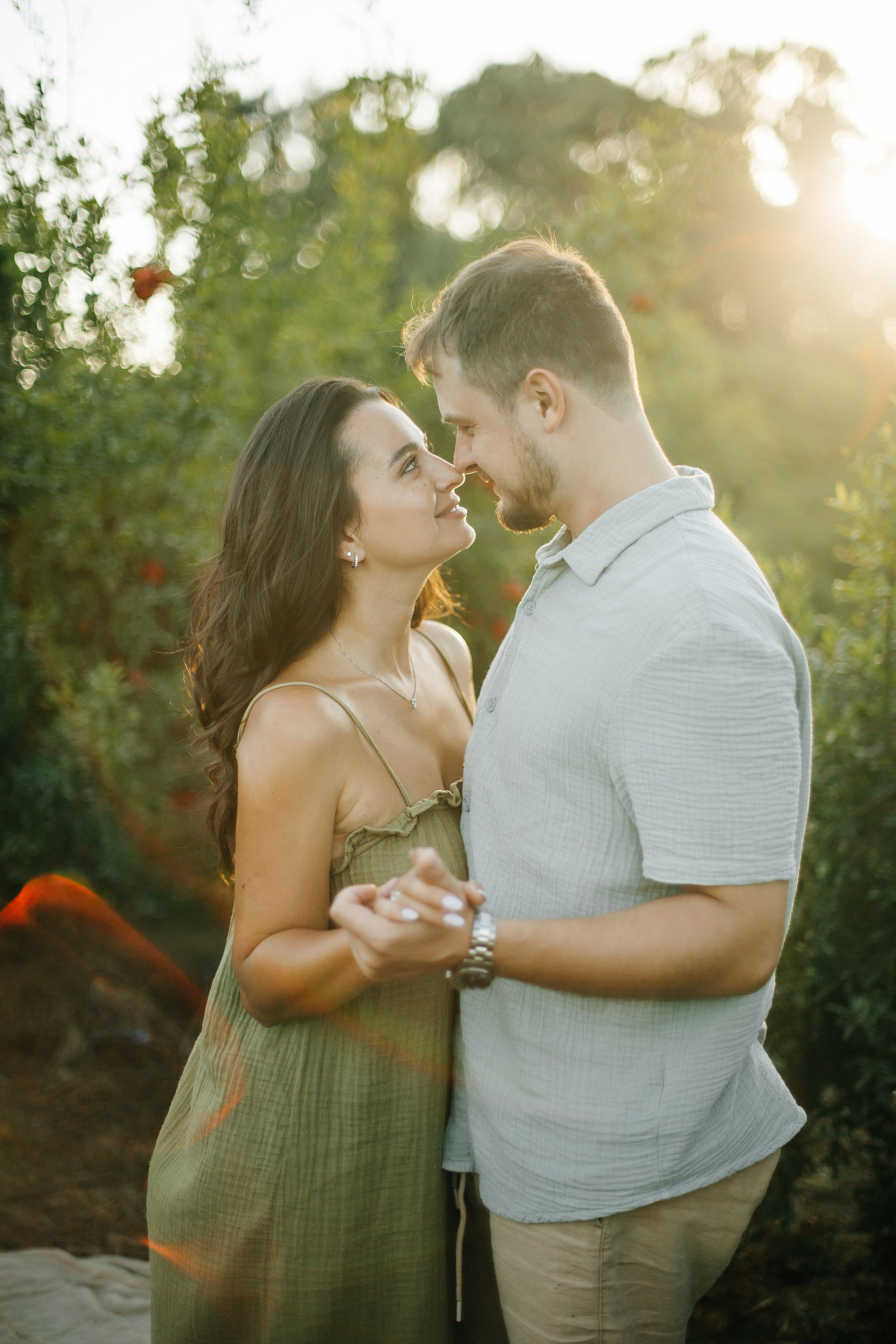 Binyamina garden. Family photographer in Israel