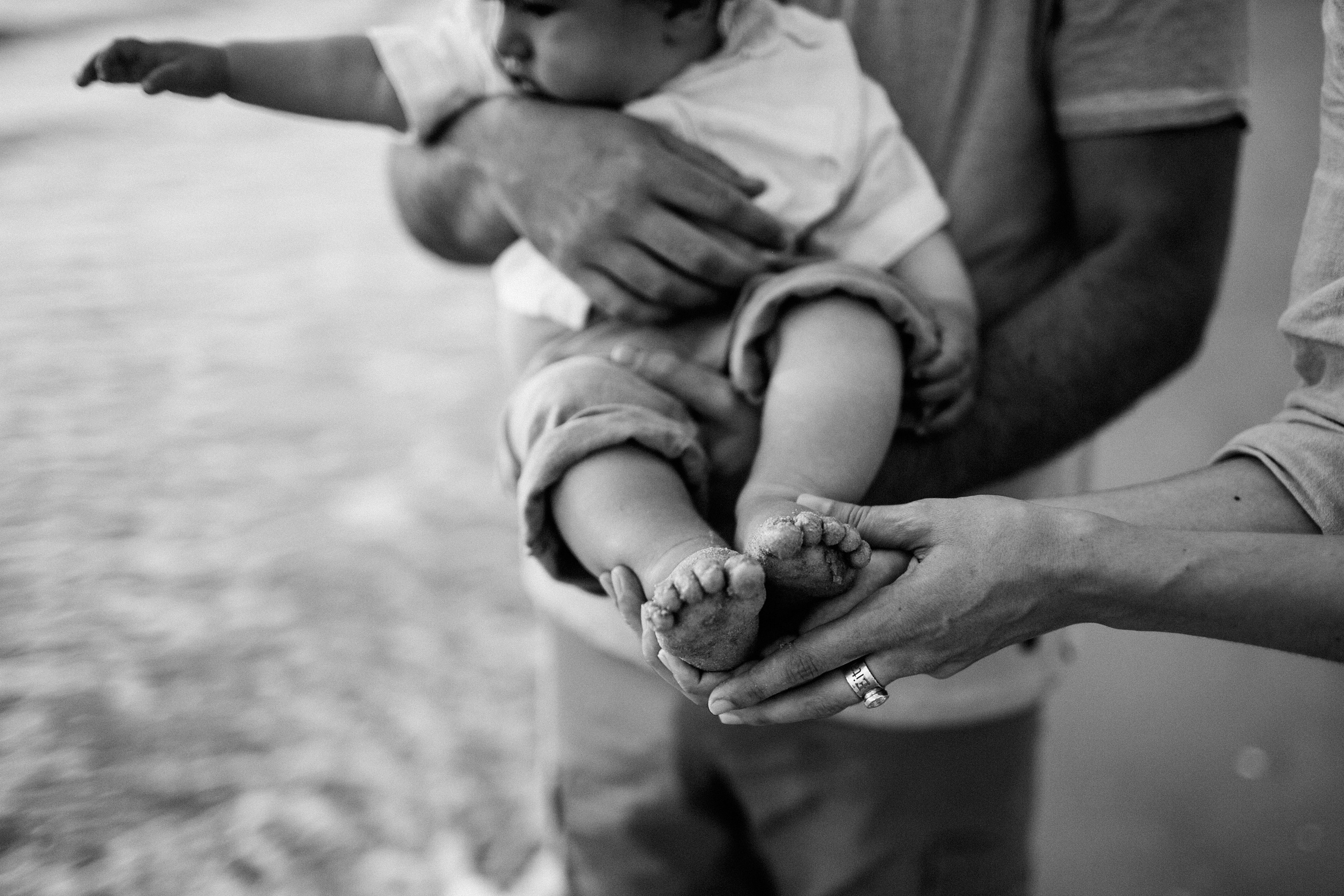 Studentim beach / Eithan 9 month. Family photographer in Israel