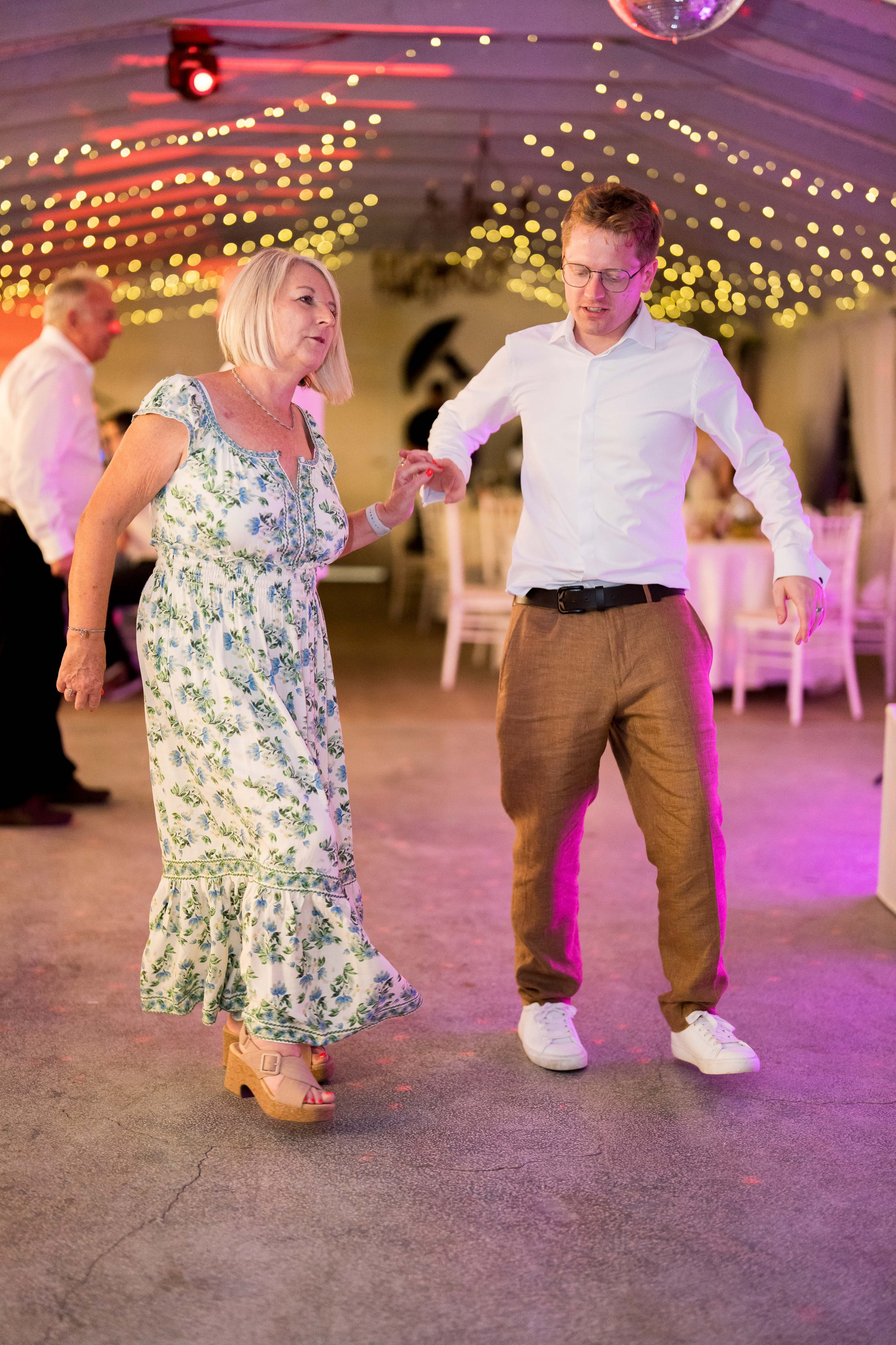 PARTY. Gabriel Florea — Fotograf nuntă București