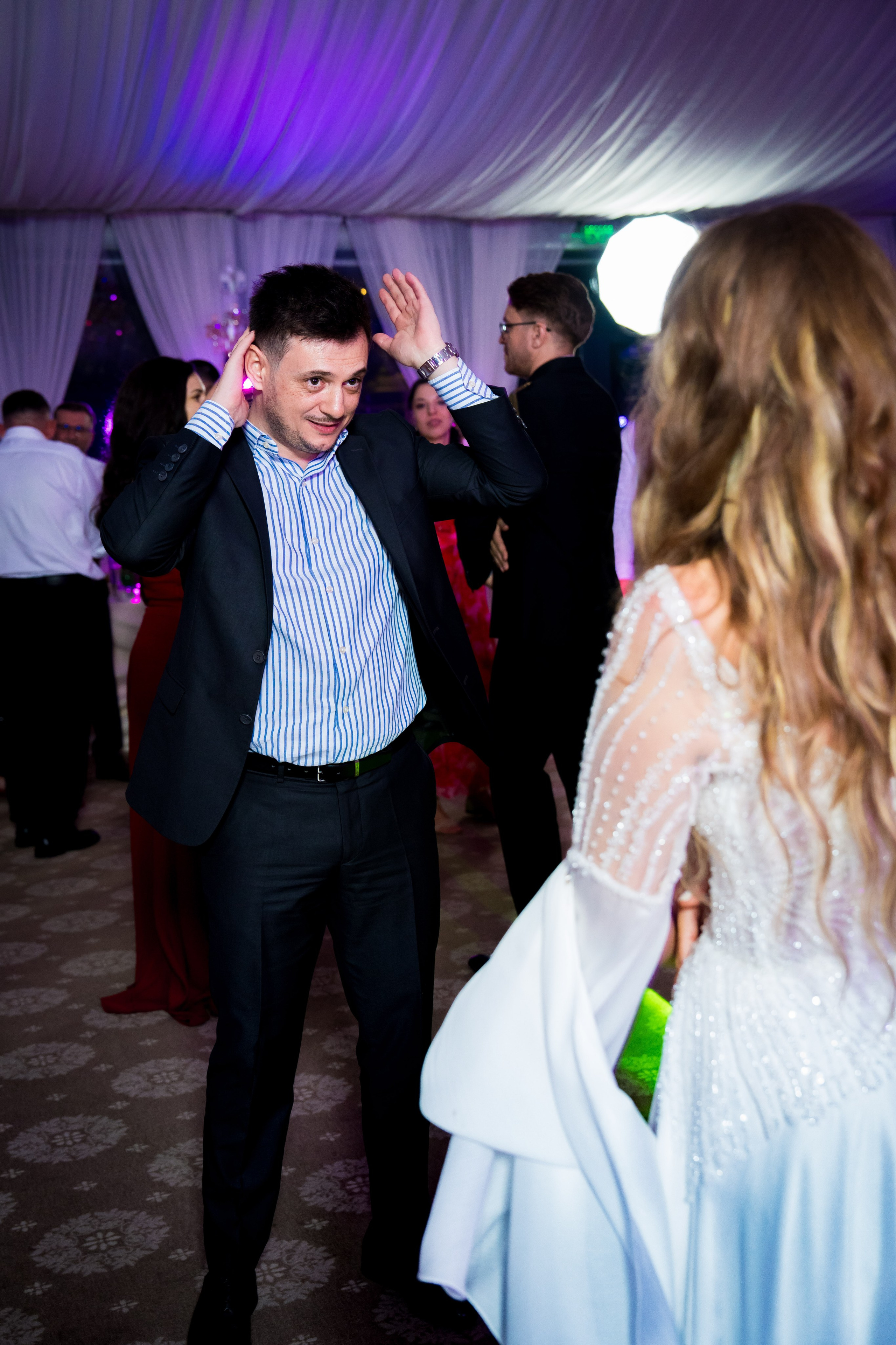 PARTY. Gabriel Florea — Fotograf nuntă București