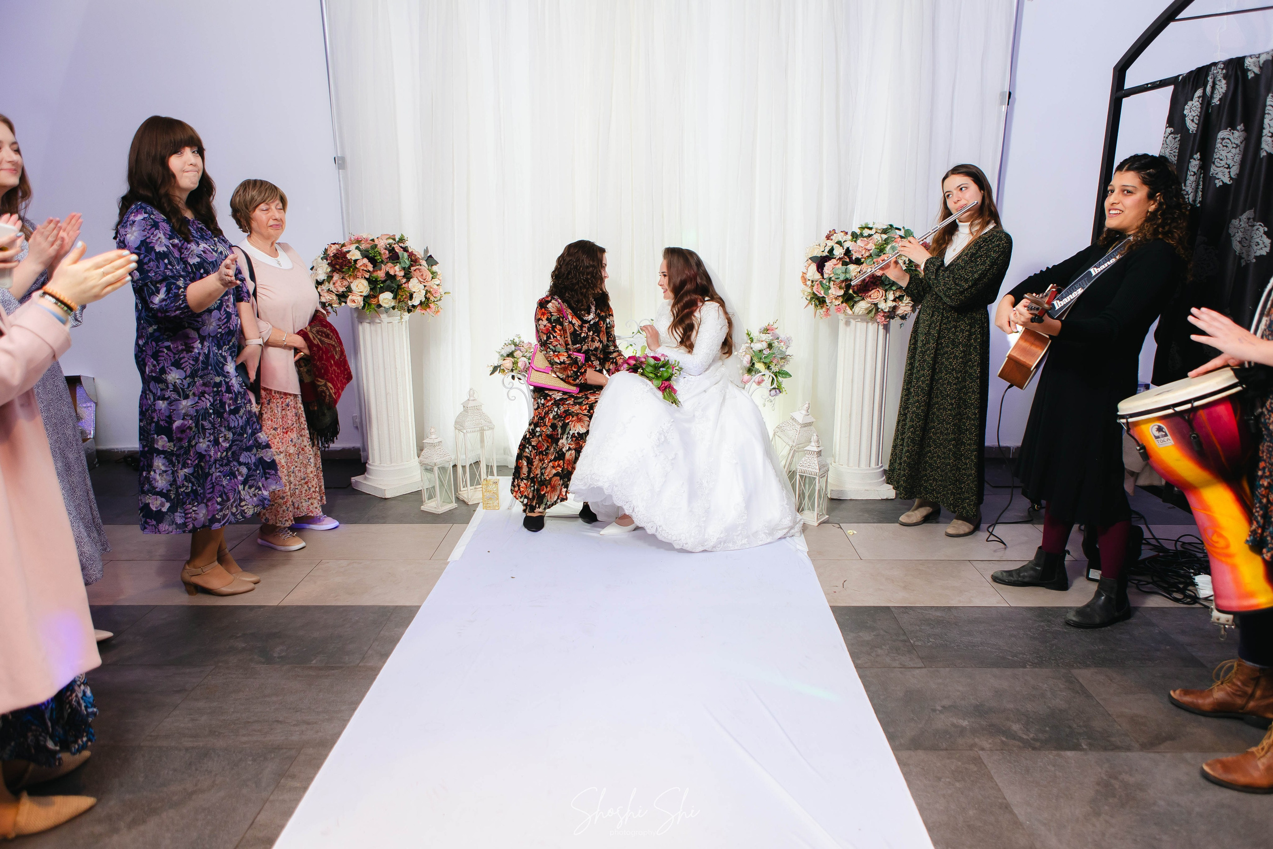 Velvet Moments. Https://shi-photo.com/