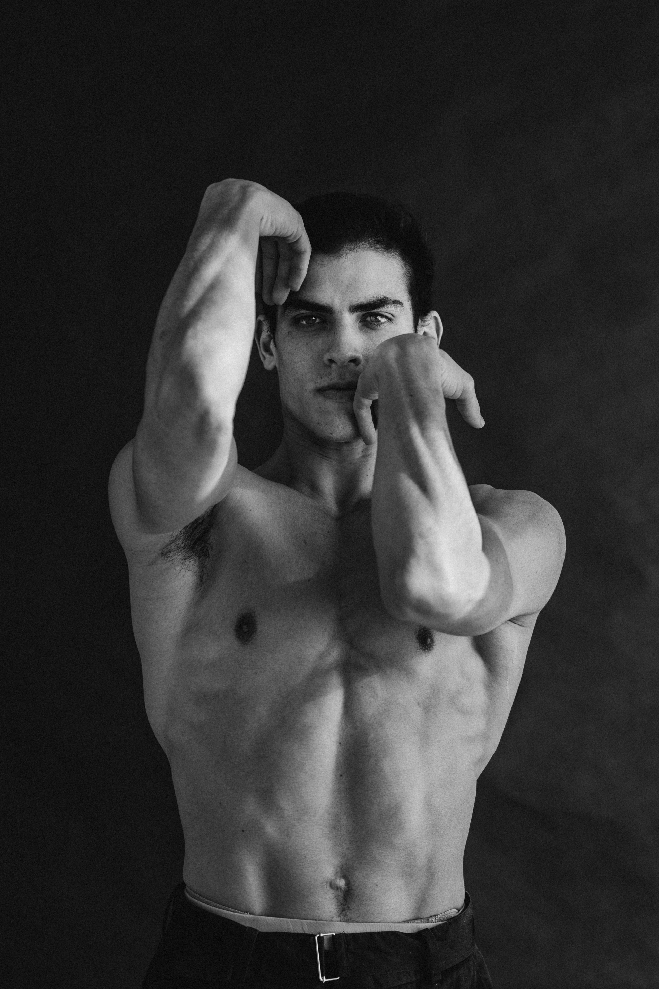 DANCERS. Victoria Olonen – Cinematic Portrait Artist | Helsinki & Europe