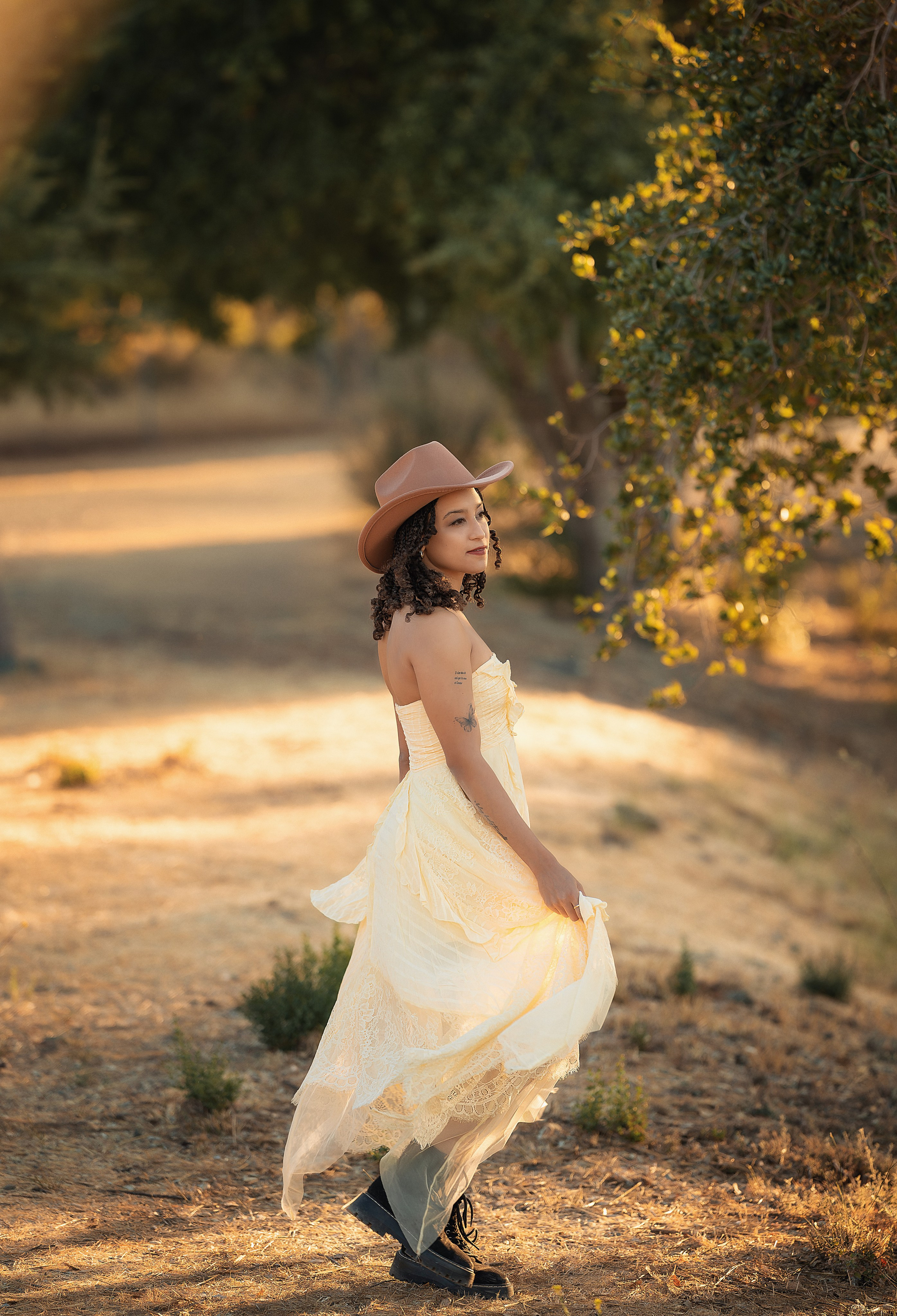 FEMALE PORTRAIT. Couples & Families photographer in Bay Area, San Jose, California