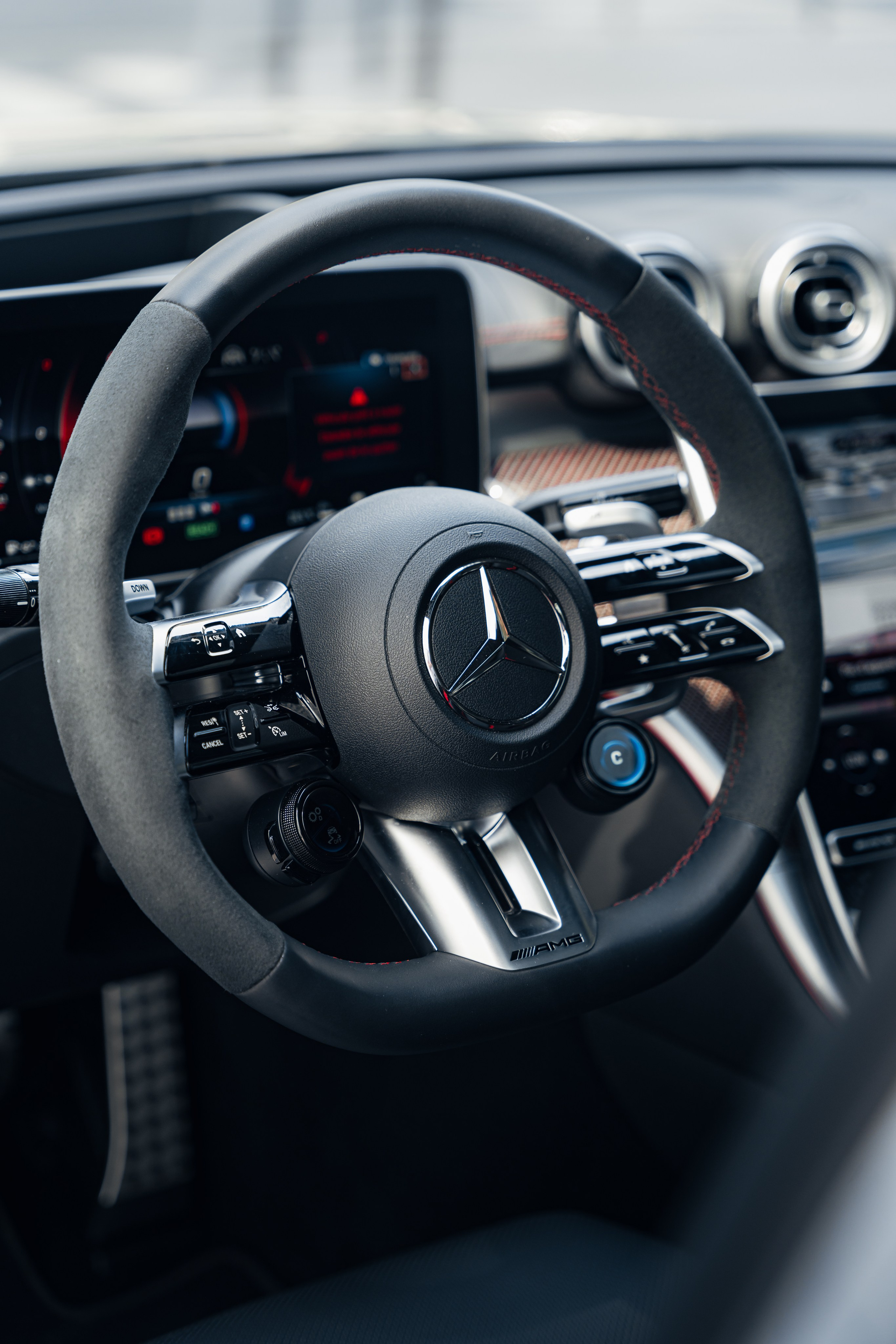 Mercedes-Benz C63S W207. Photographer in Paris — Vitalii Motruk