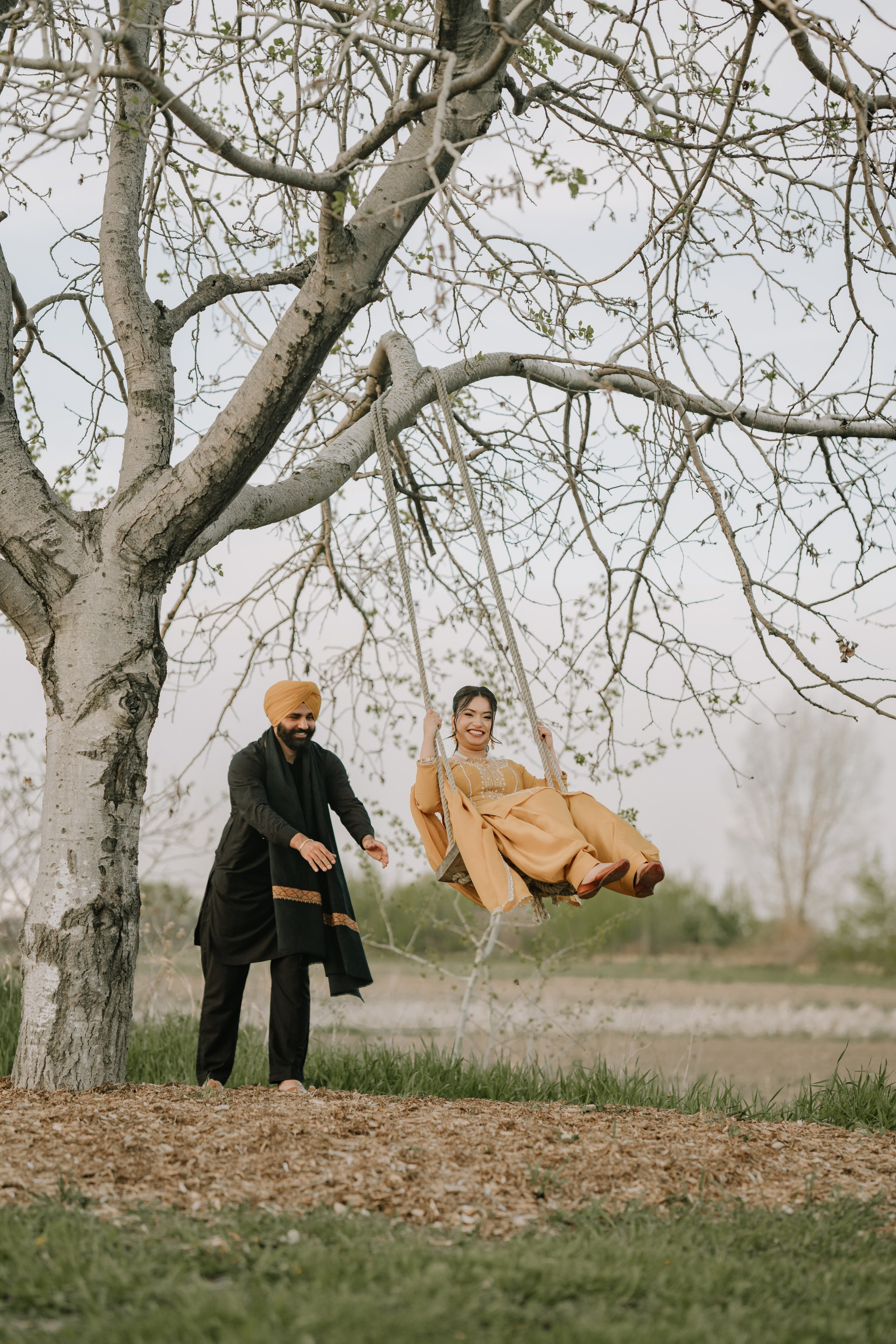 Gagan & Jasmeen. Wedding Photographer & Cinematographer studios