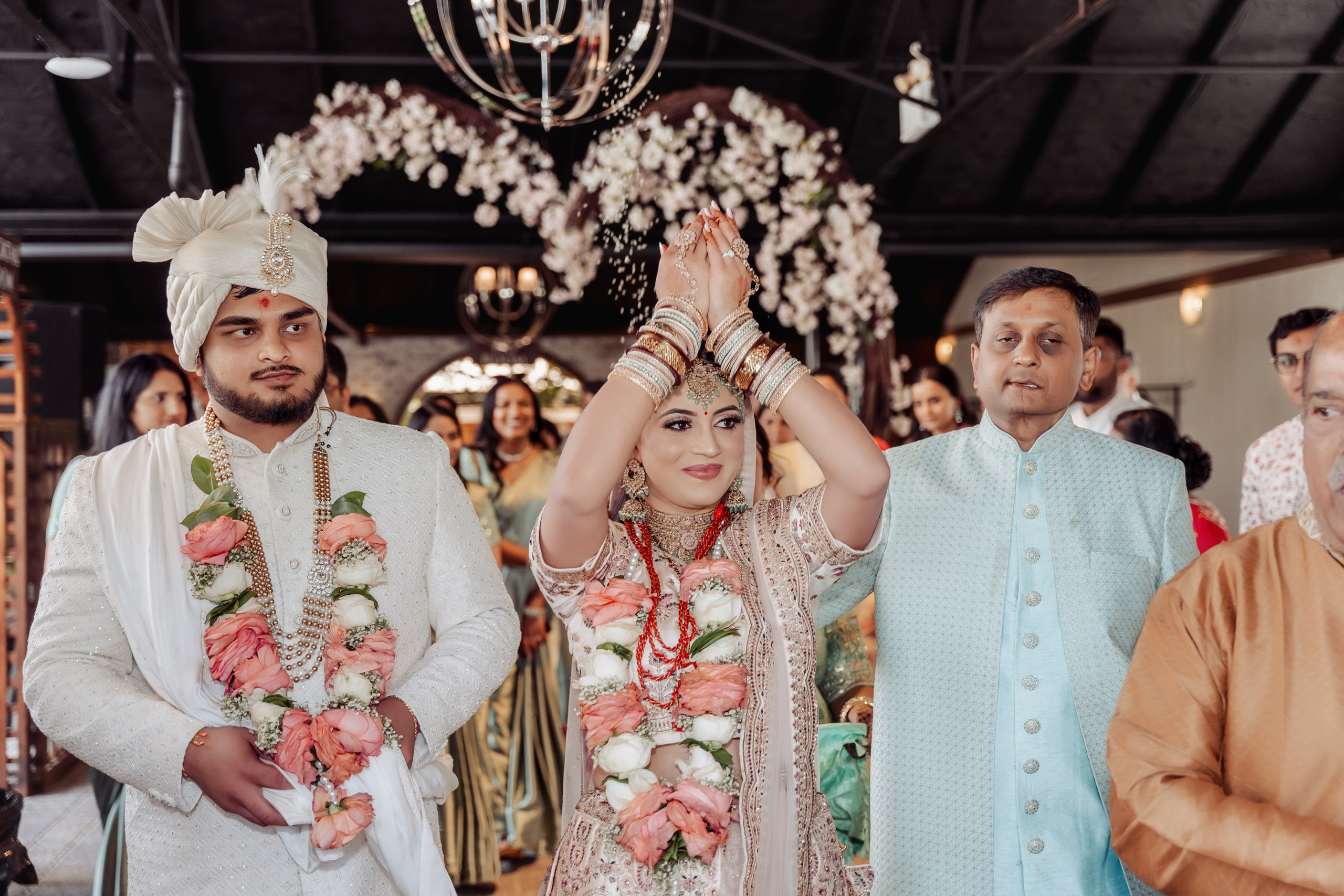 Darshil & Shailja. Wedding Photographer & Cinematographer studios