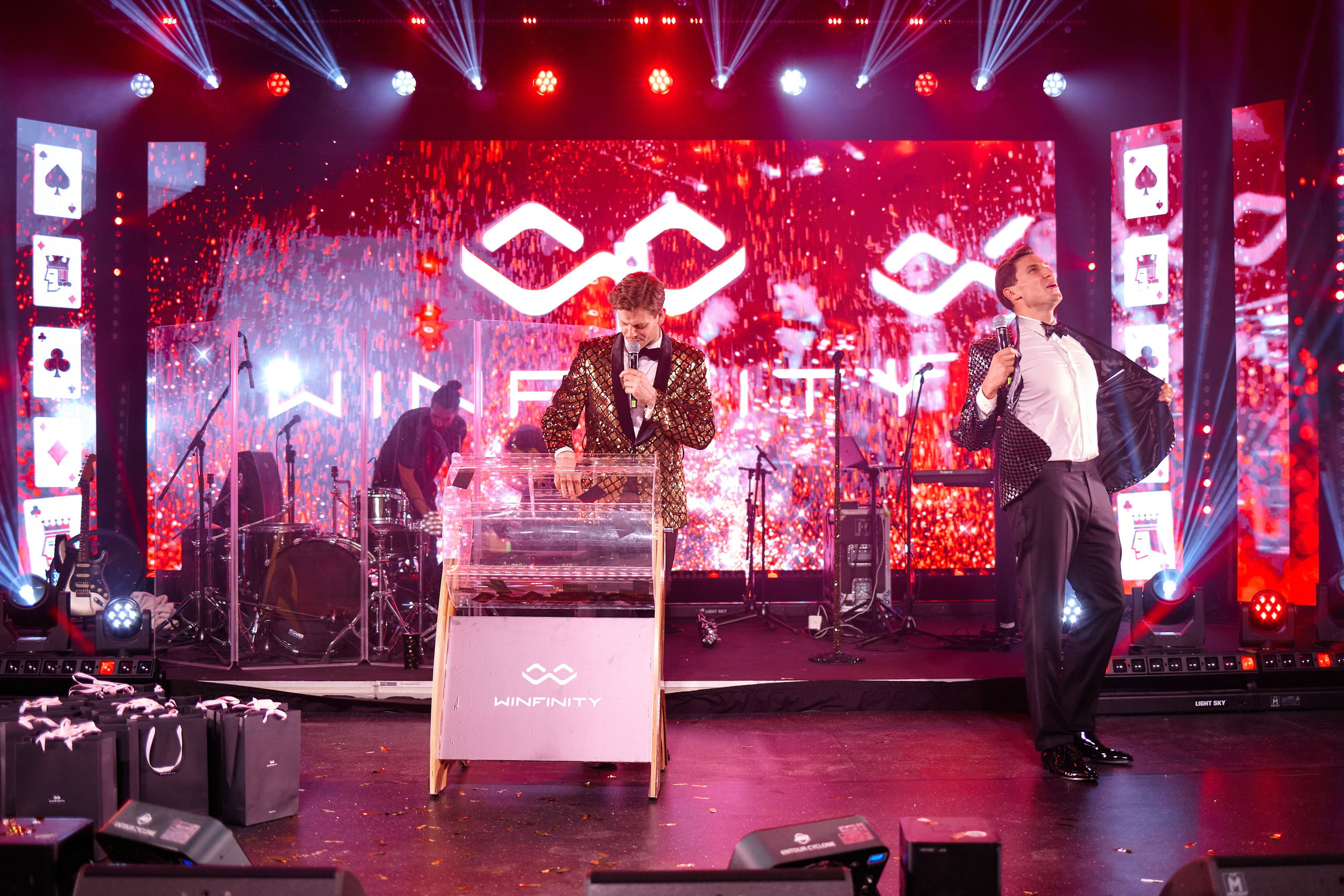 Winfinity NY party. Свадебный и семейный фотограф в Риге Игорь Давидович