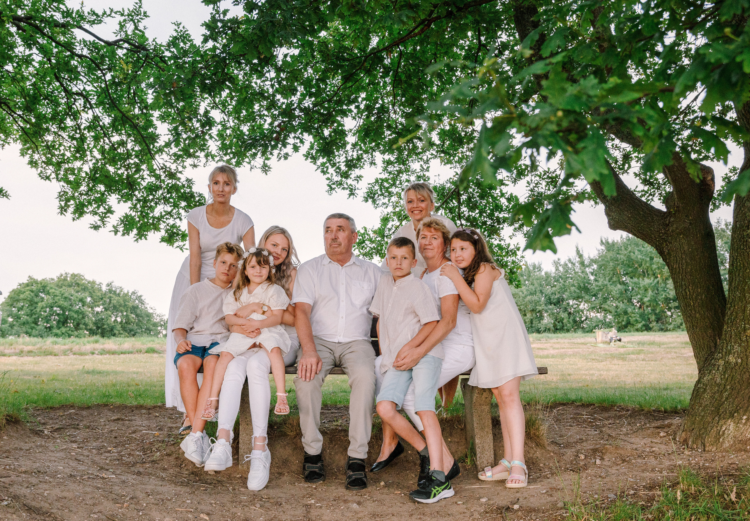 FAMILIENSHOOTING 3 GENERATIONEN MITEINANDER. Familien & Hochzeitfotografin Nadja Holzmann