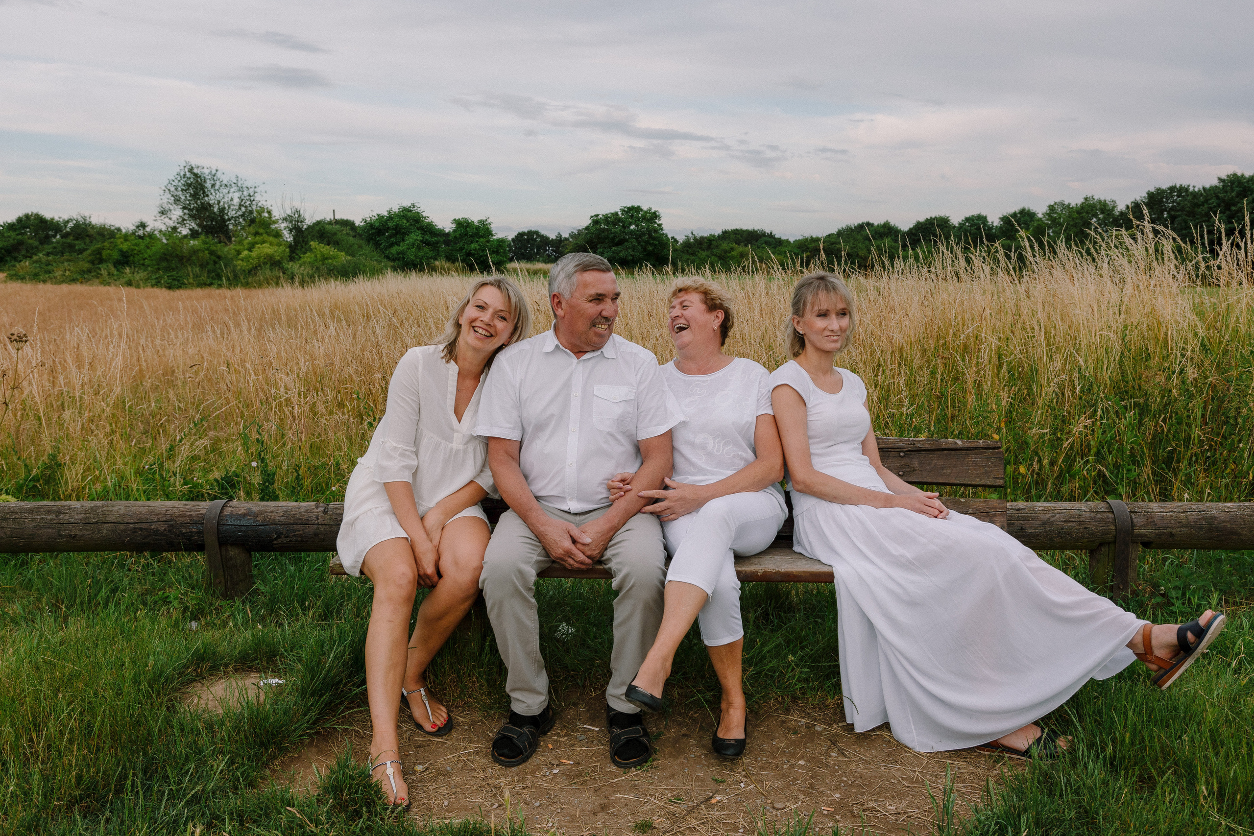 FAMILIENSHOOTING 3 GENERATIONEN MITEINANDER. Familien & Hochzeitfotografin Nadja Holzmann