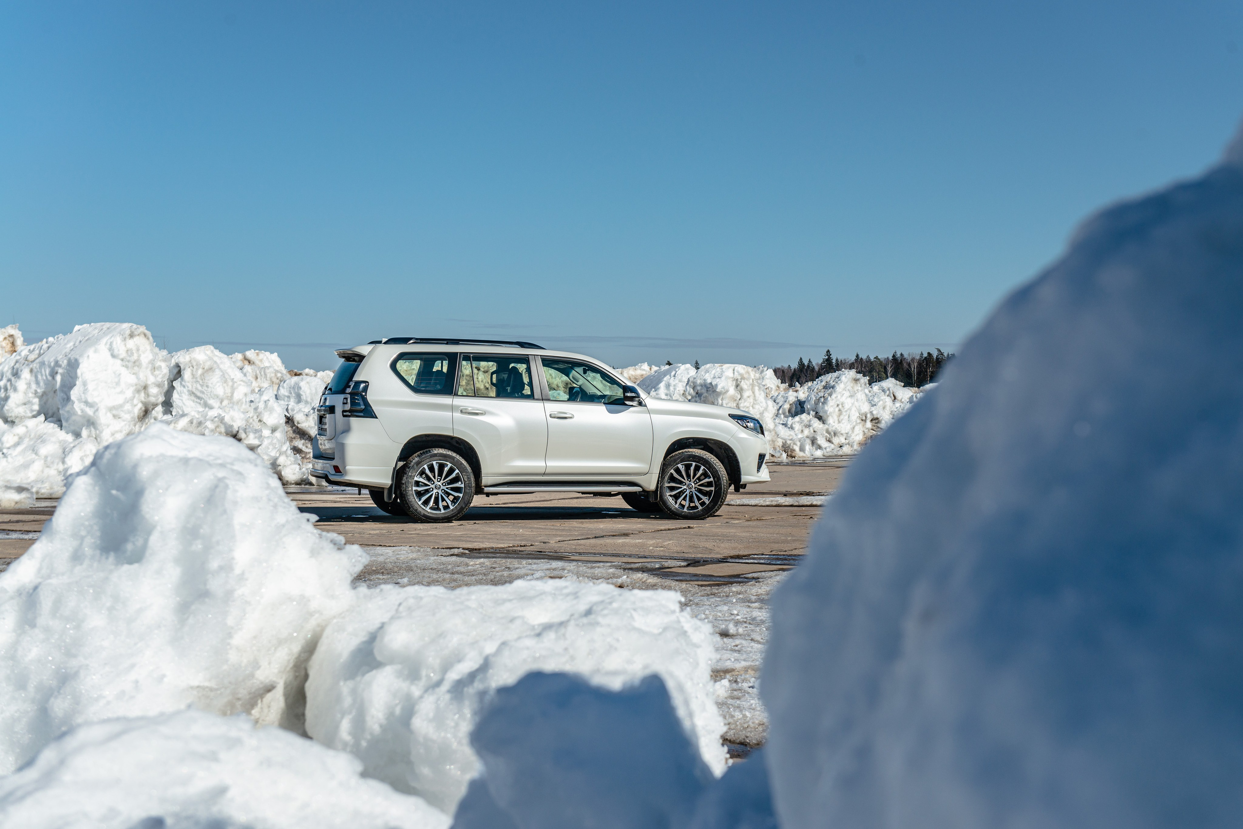 Автомобильная фотосъемка Toyota Prado 2022. ФОТОГРАФ МЕКСИКА КИНТАНА-РОО