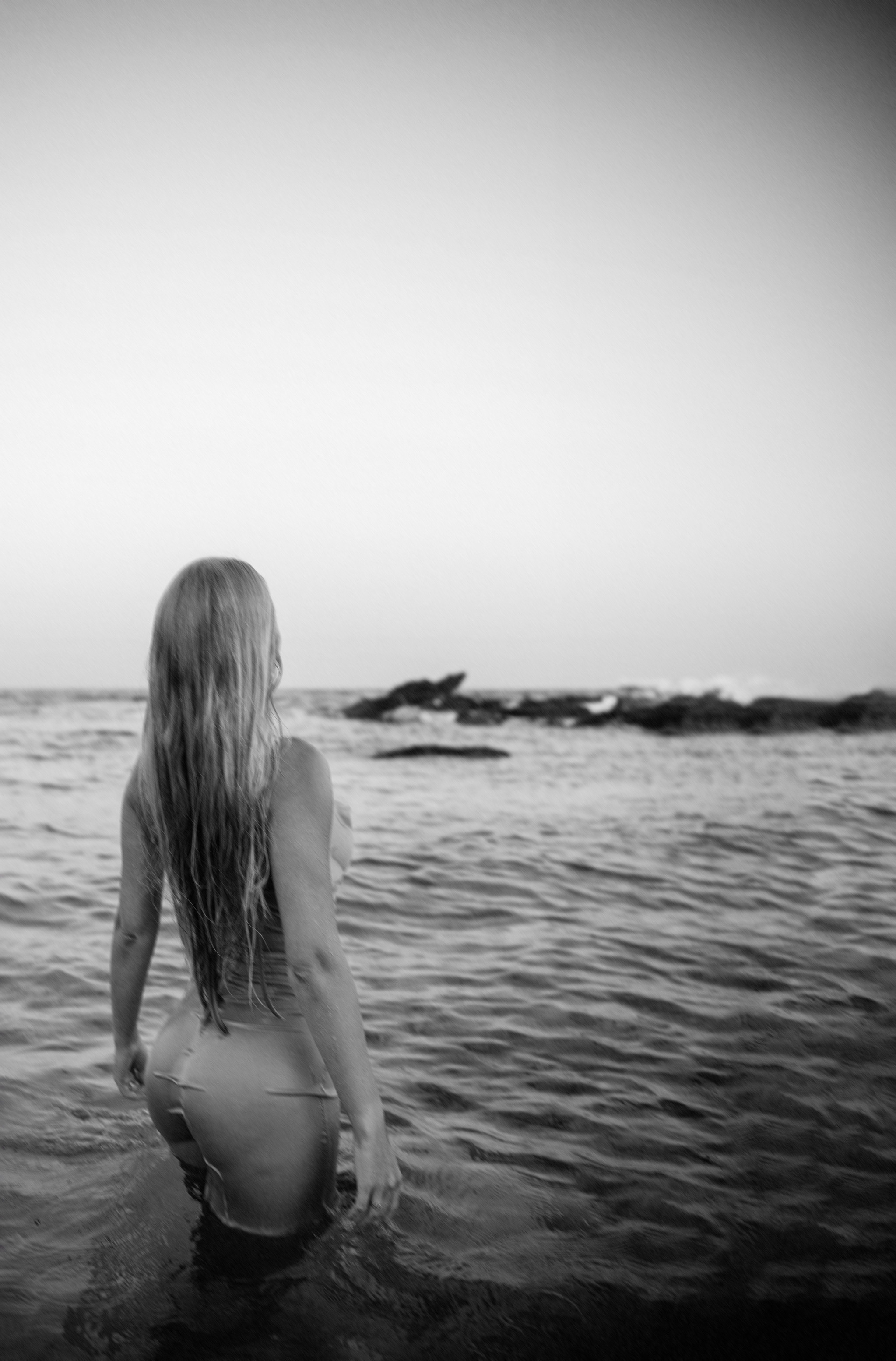 В воде. Фотограф на Кипре