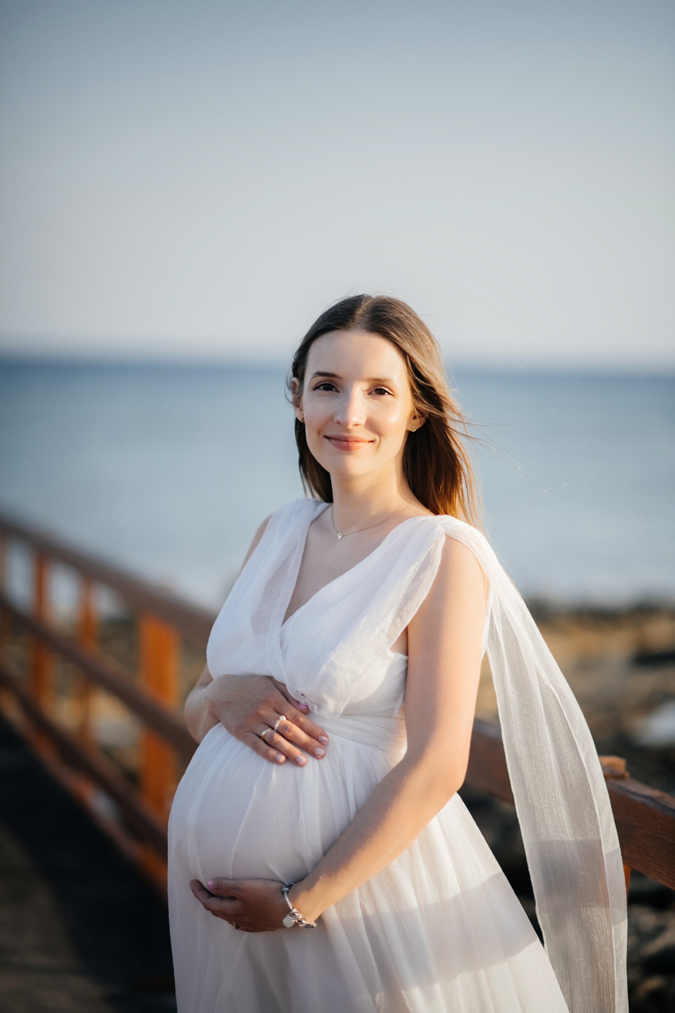 На безлюдном пляже. Фотограф на Кипре