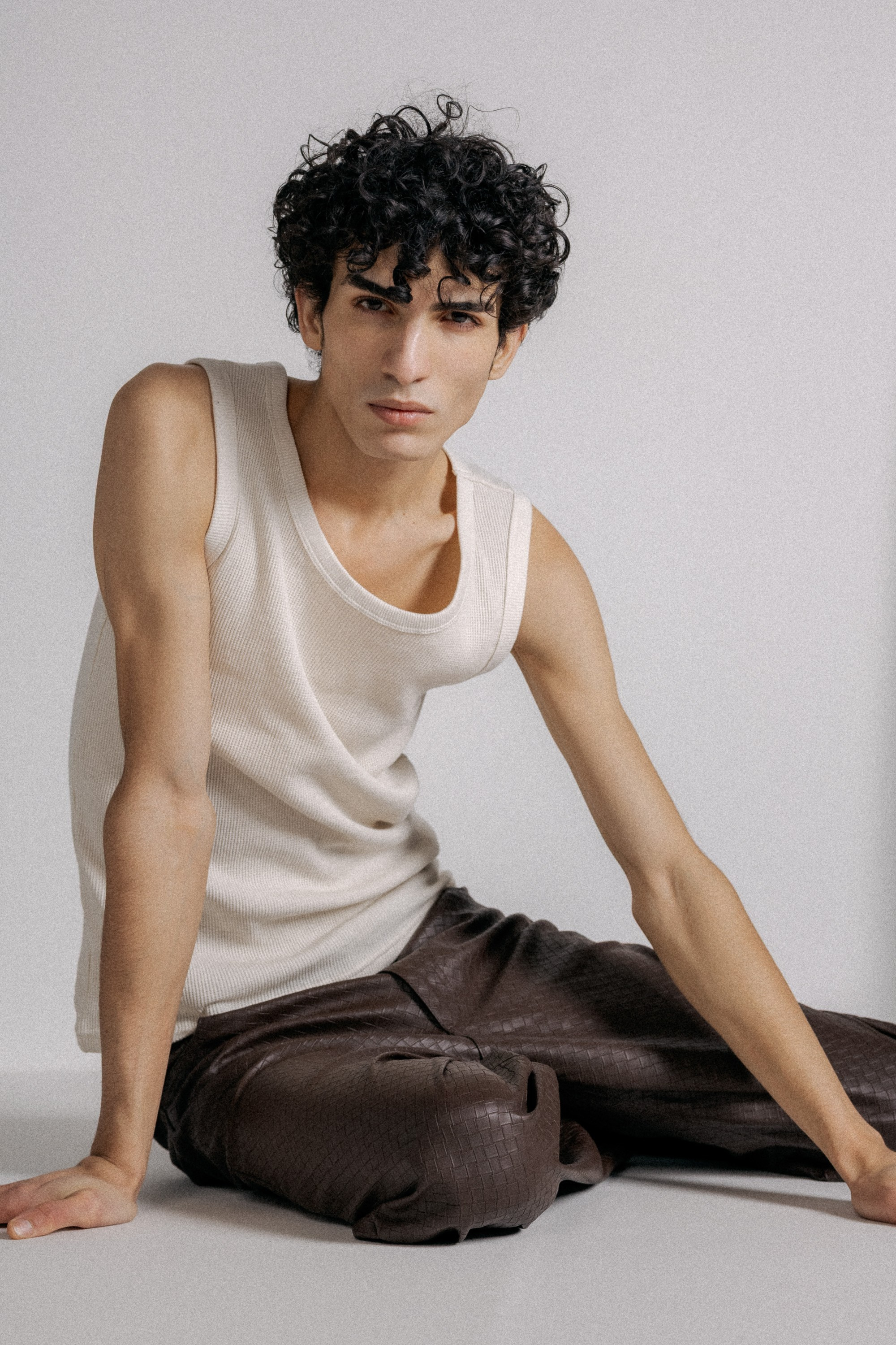 Editorial portfoliokuvaus ● Hristo. Valokuvaaja Lahti, Helsinki Elena Salonen