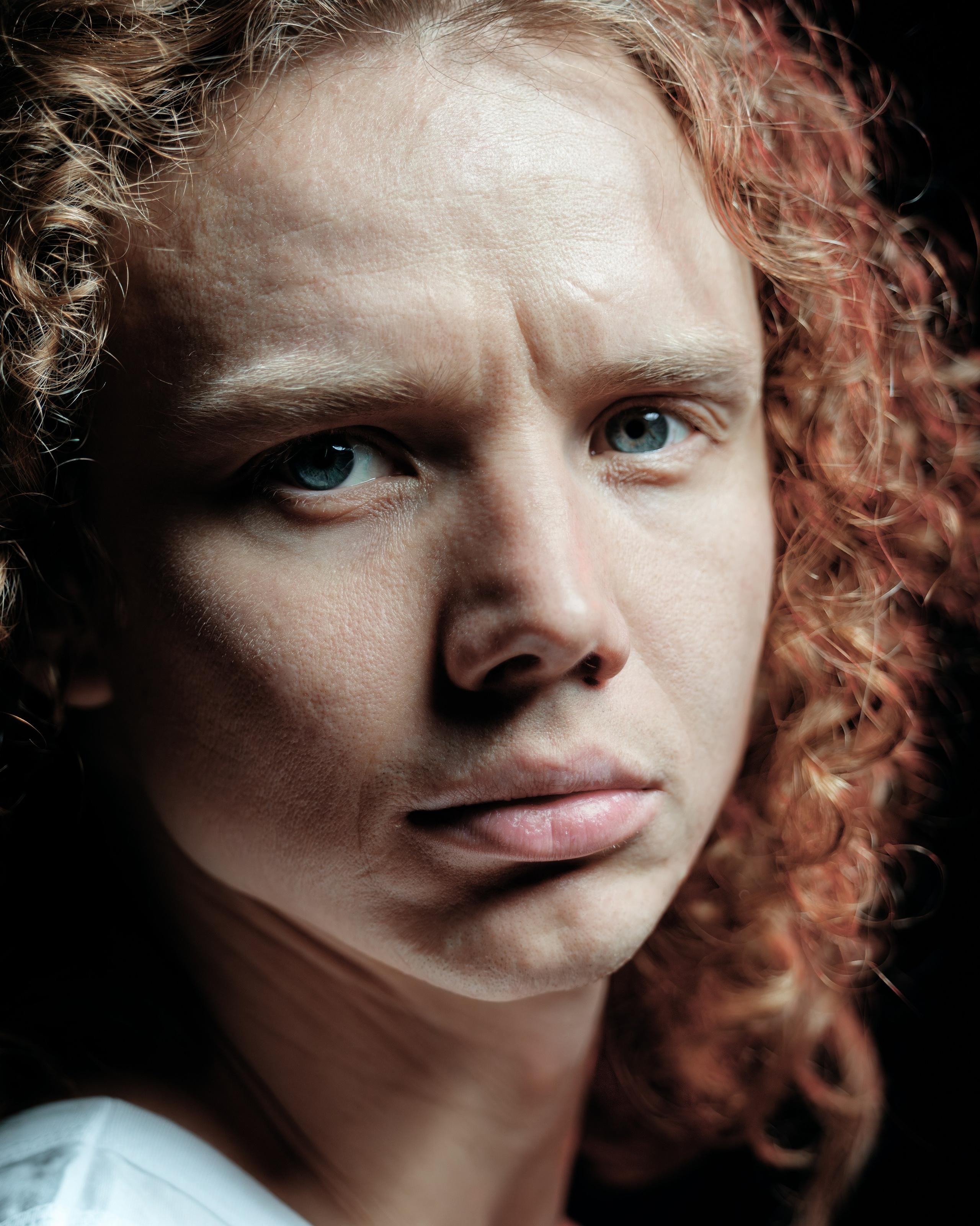 EZ STYLE ПОРТРЕТЫ. Портретный и спортивный фотограф в Алматы Алексей Овечкин