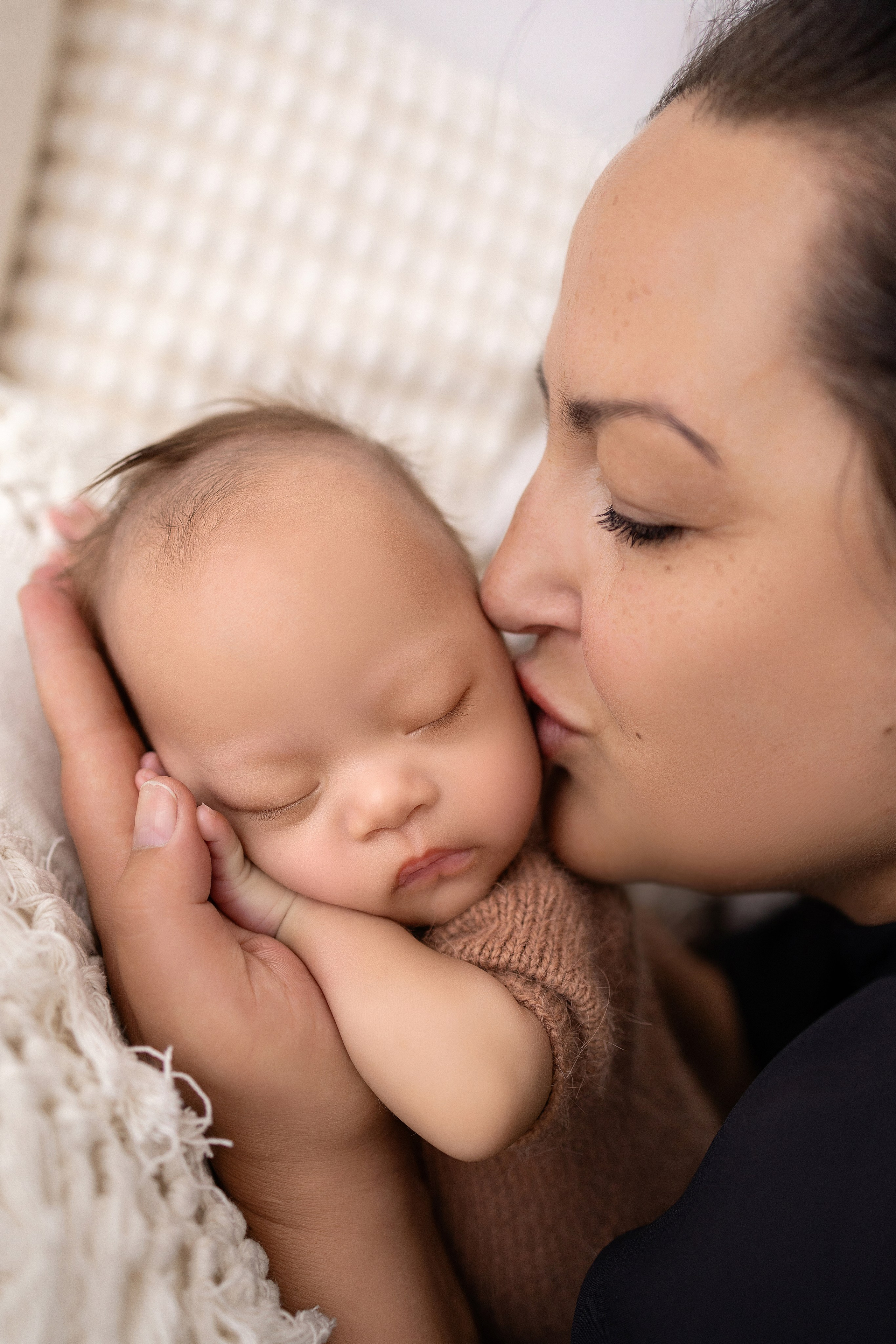 Neugeborene. Neugeborene- Schwangerschaft- und Kinder Fotografin in Lehre