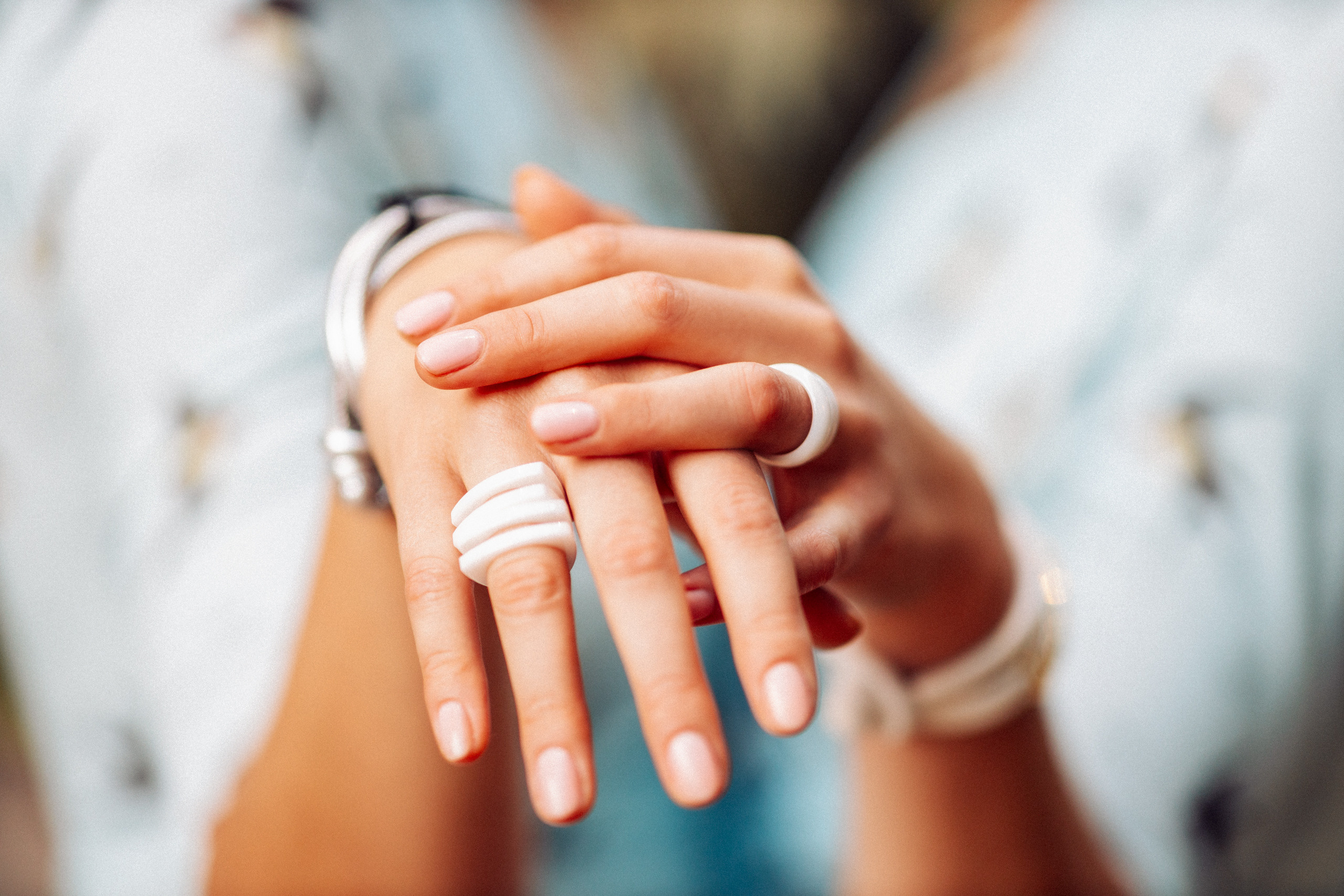 Sandra & Karmen 07.09.2022. Portree- ja perefotograaf Anton Hansen Tallinnas, Eestis