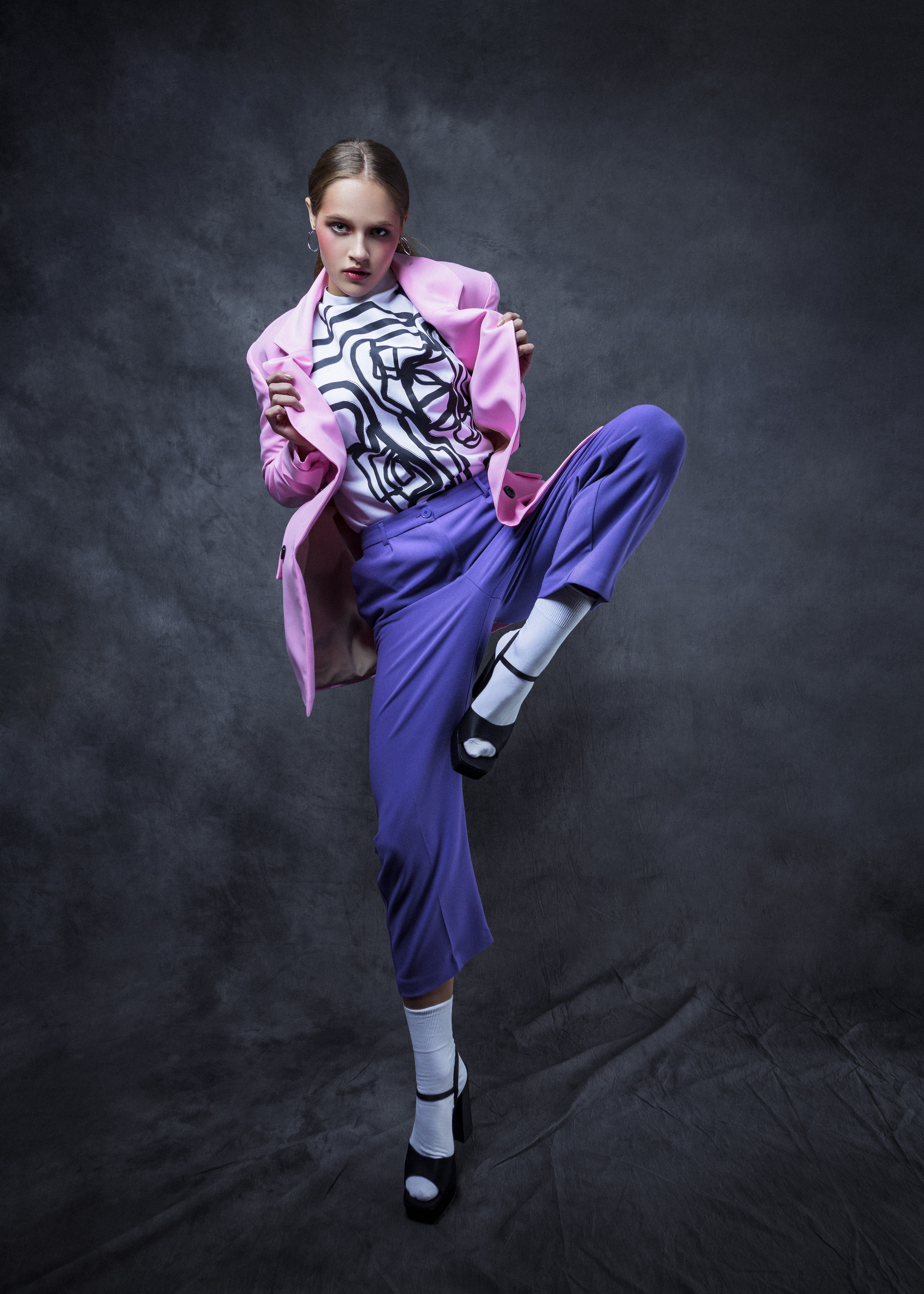 Tuuli Editorial “Light! Camera! Action!” 05.11.2022. Portree- ja perefotograaf Anton Hansen Tallinnas, Eestis