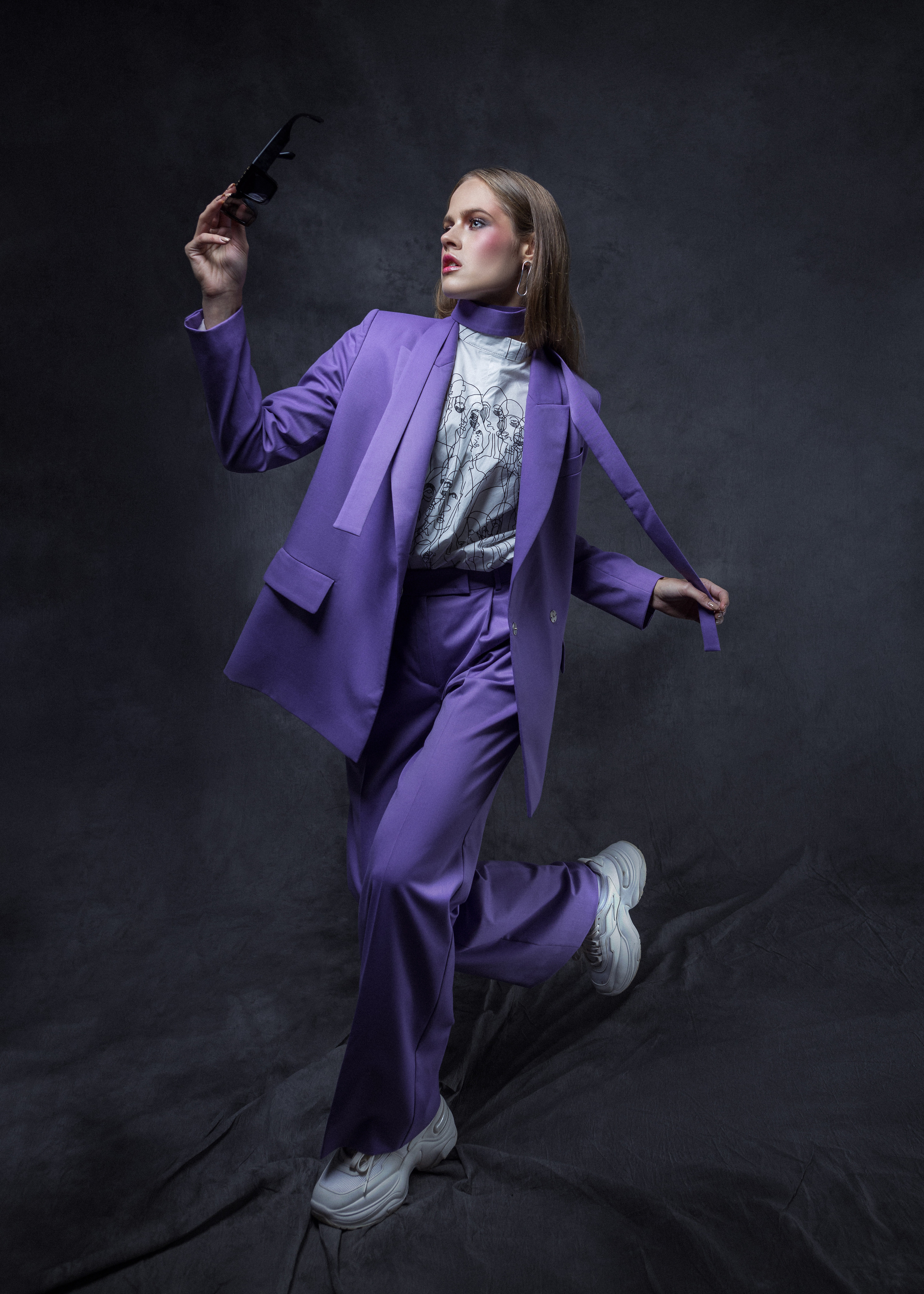 Tuuli Editorial “Light! Camera! Action!” 05.11.2022. Portree- ja perefotograaf Anton Hansen Tallinnas, Eestis