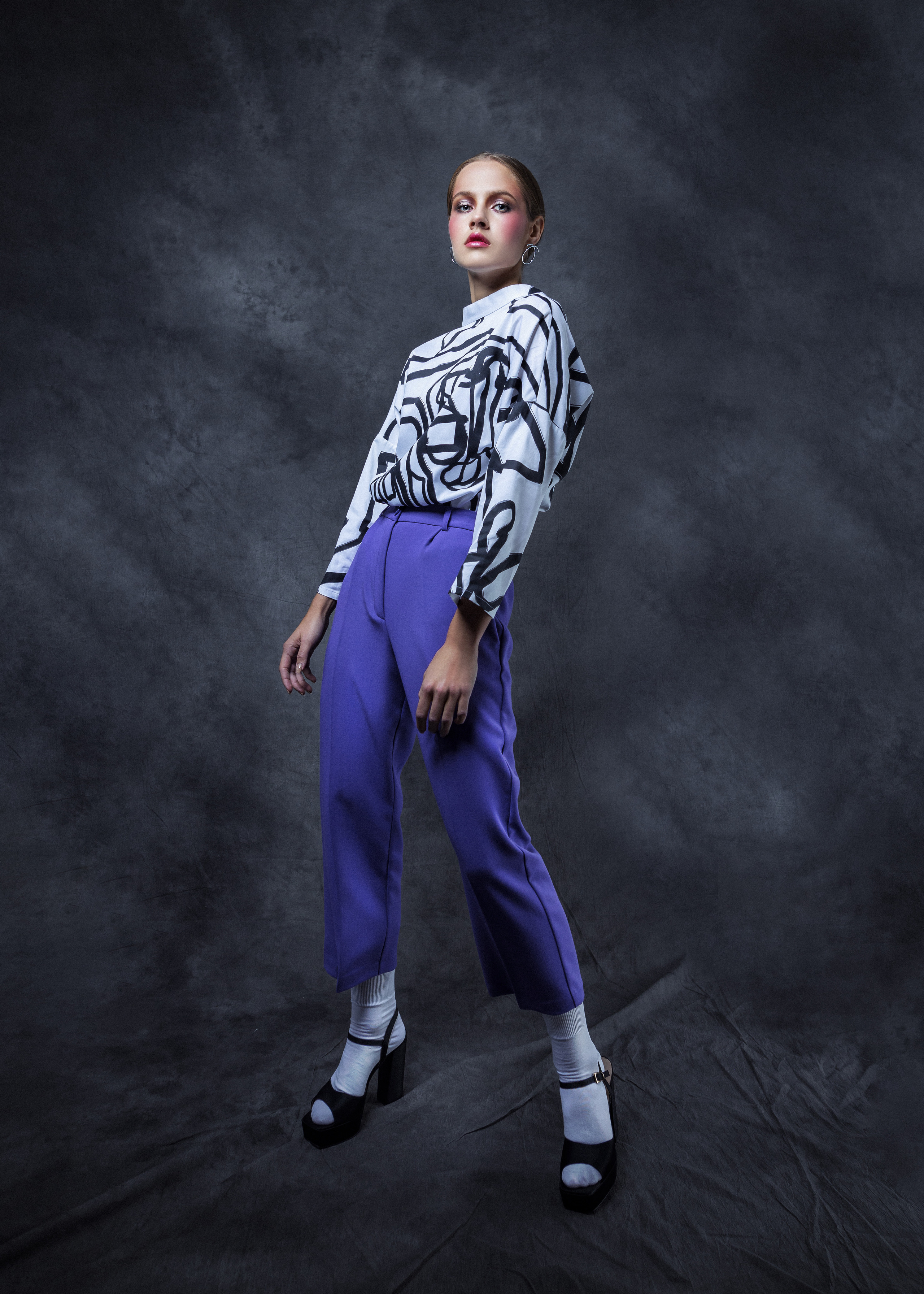 Tuuli Editorial “Light! Camera! Action!” 05.11.2022. Portree- ja perefotograaf Anton Hansen Tallinnas, Eestis