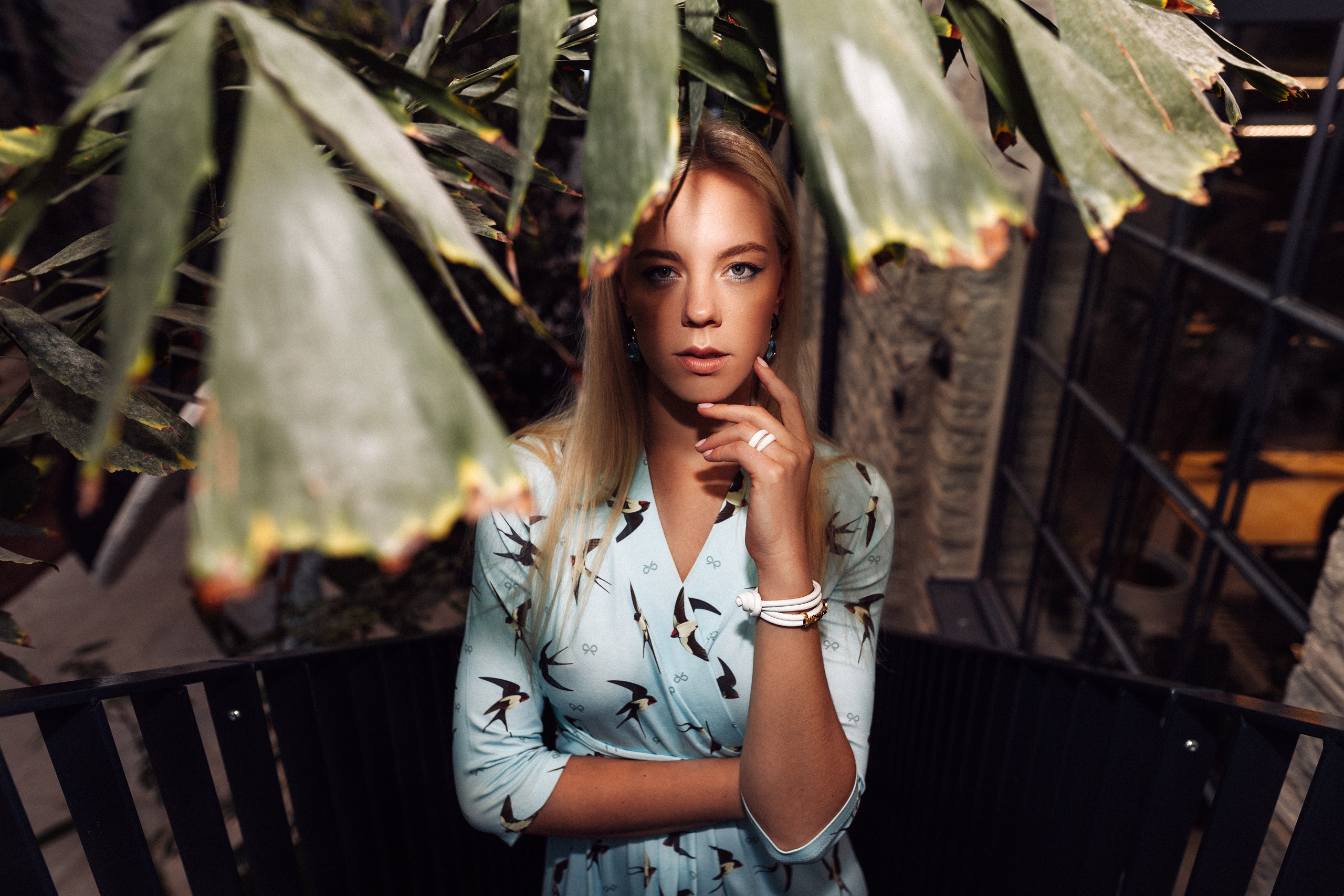 Sandra & Karmen 07.09.2022. Portree- ja perefotograaf Anton Hansen Tallinnas, Eestis