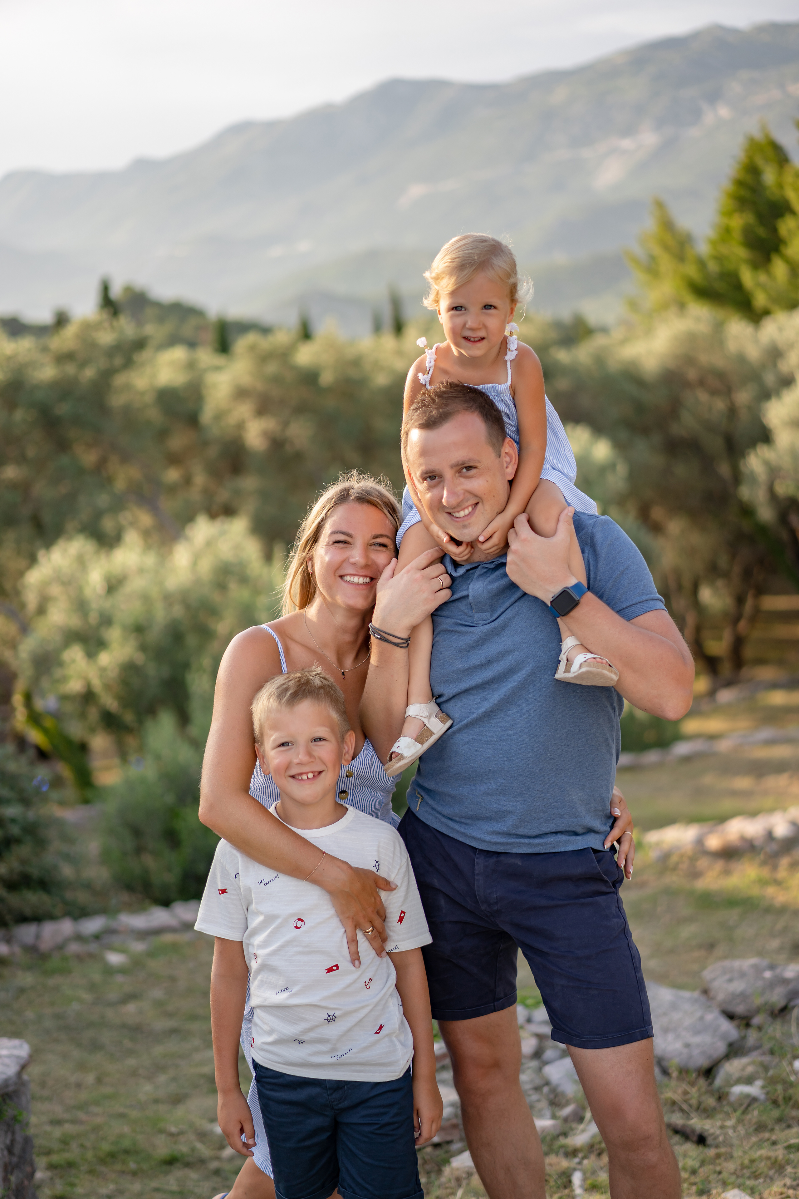 Milocer parkında aile fotoğraf çekimi