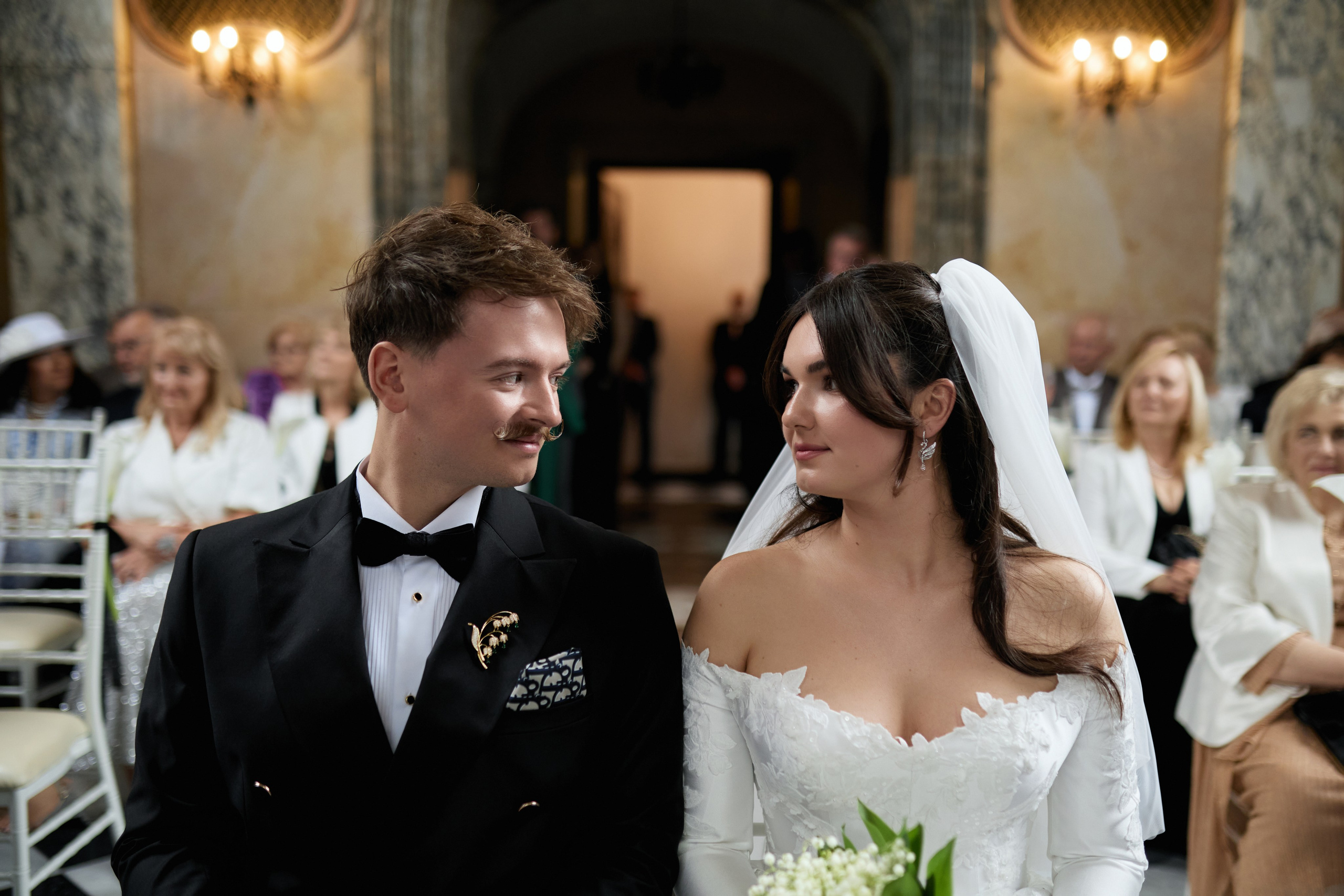Wiktoria & Kacper. Pałac Goetz. Fotograf ślubny i rodzinny w Krakowie Yana Klymova