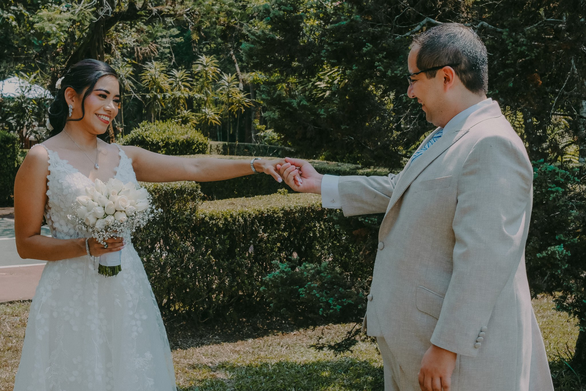 Vianney & Roberto. Wedding and family photographer in Mexico City