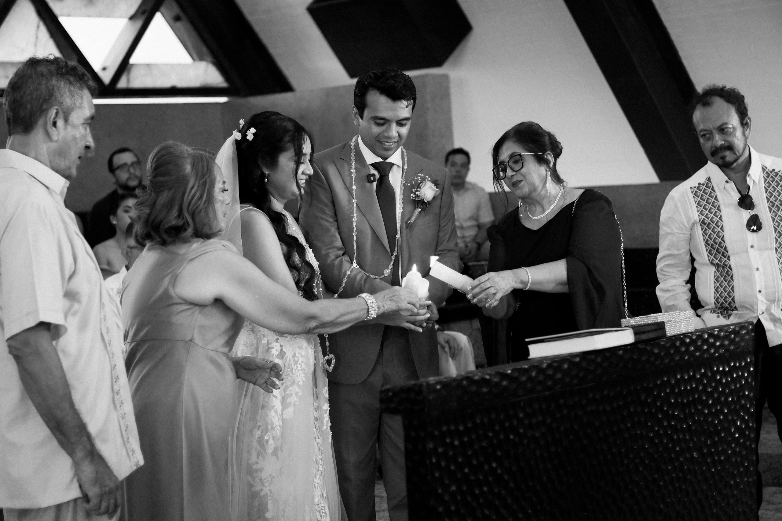 Ney & Cris / Acapulco. Wedding and family photographer in Mexico City