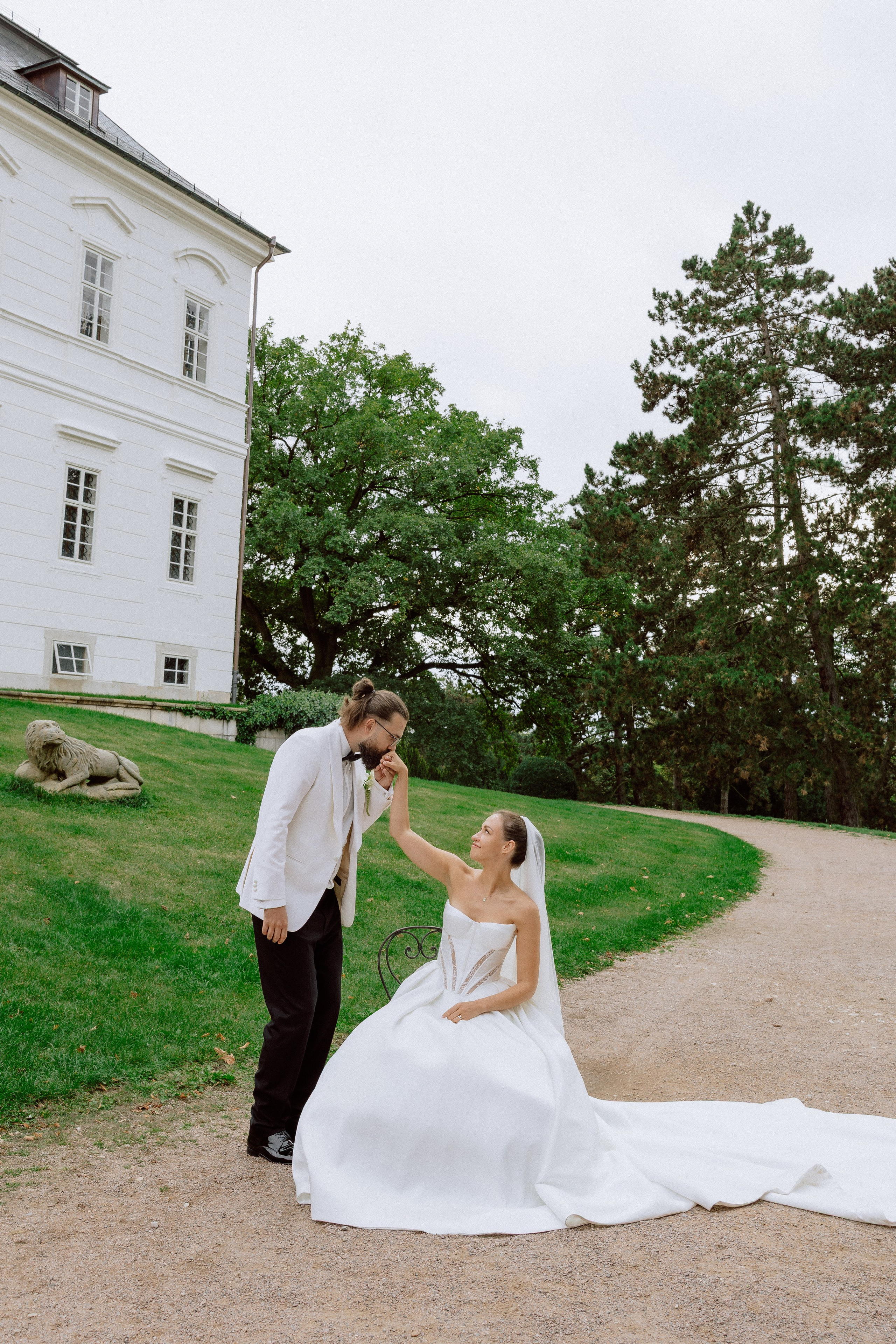 Wedding at Chateau Karlova Koruna