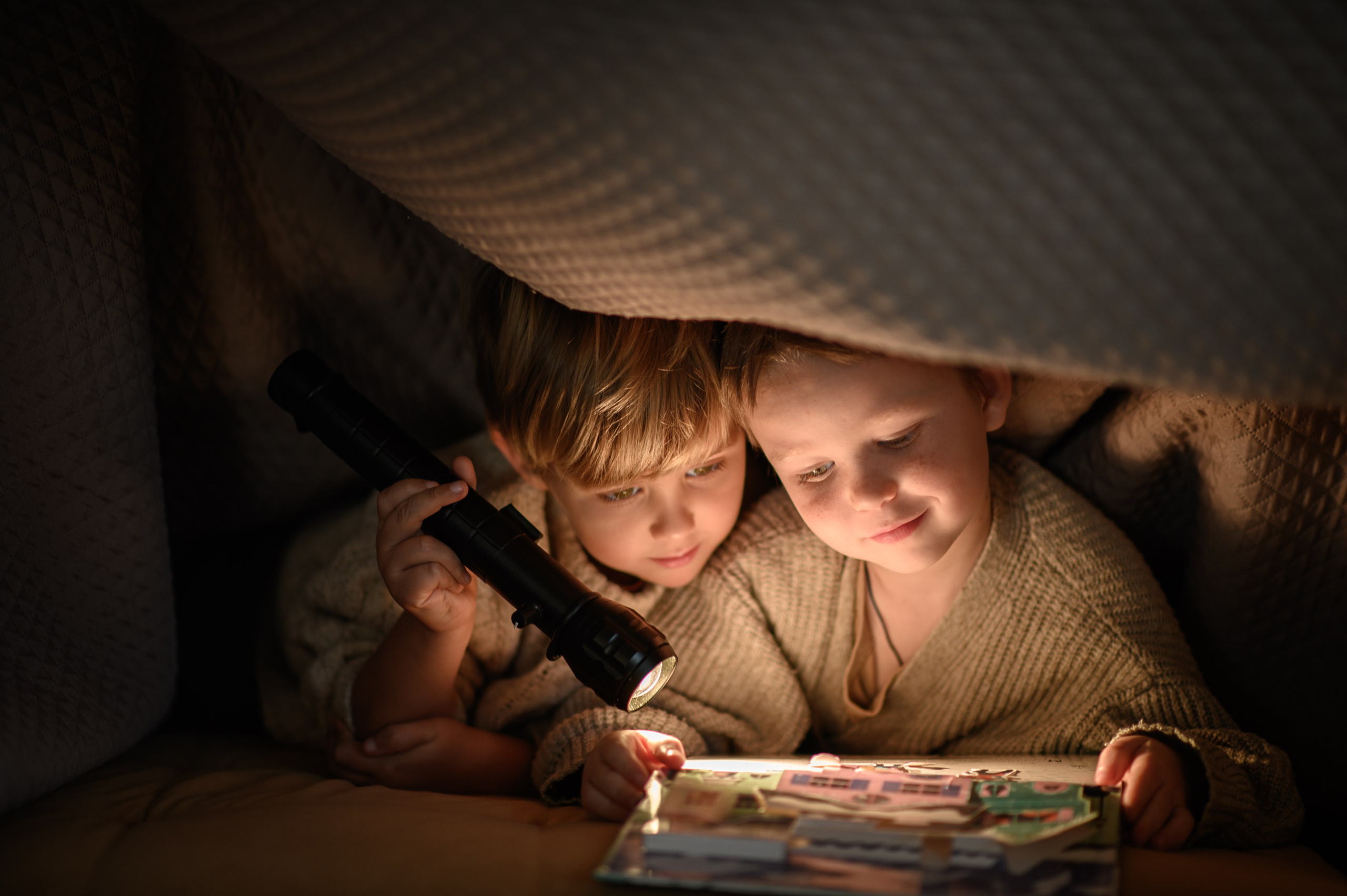 KIDS VINTAGE. Family, children, portrait, and event photography in Thessaloniki