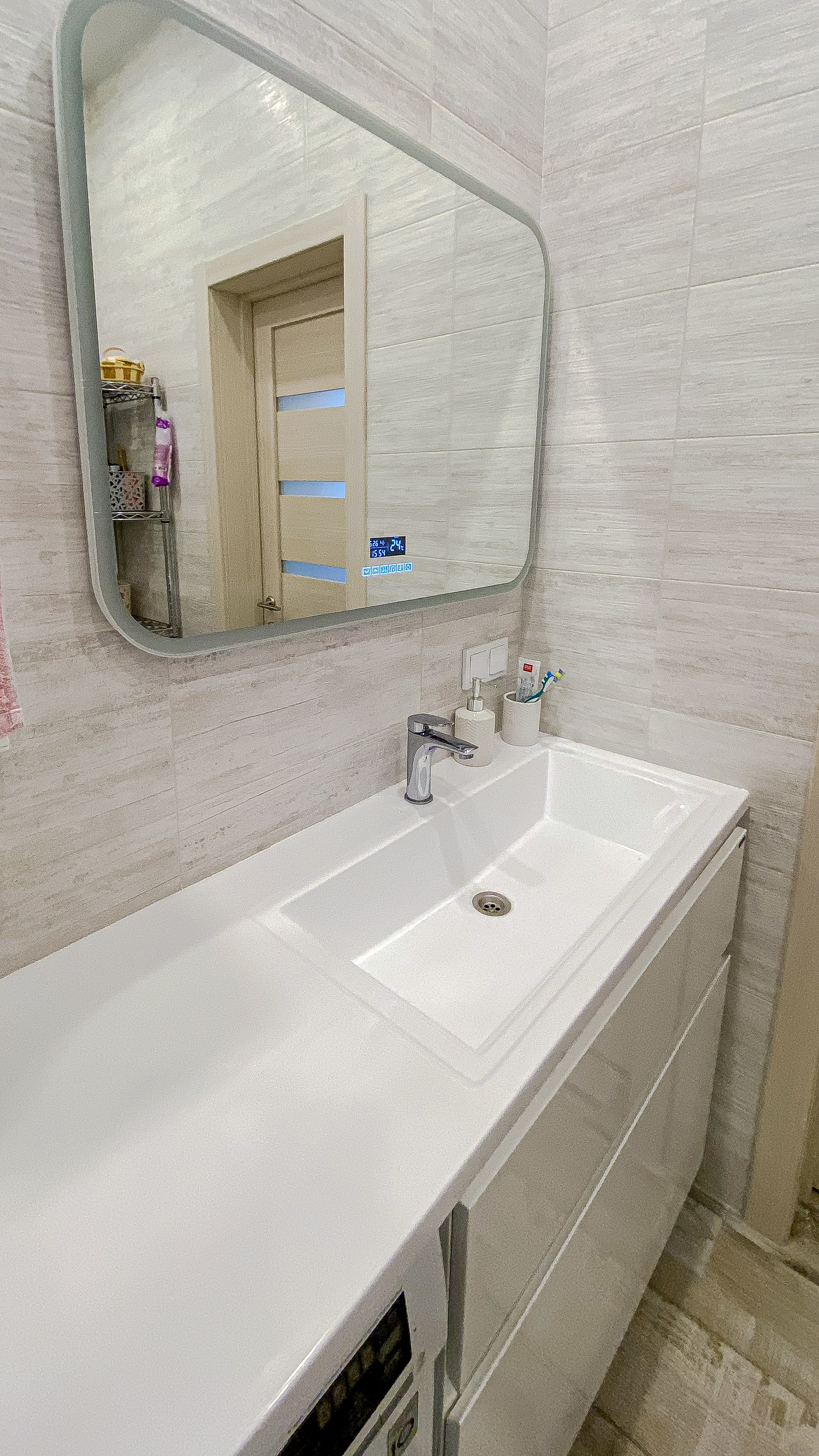 The apartment is 98 m2. Fotograf Dmitrii Donets