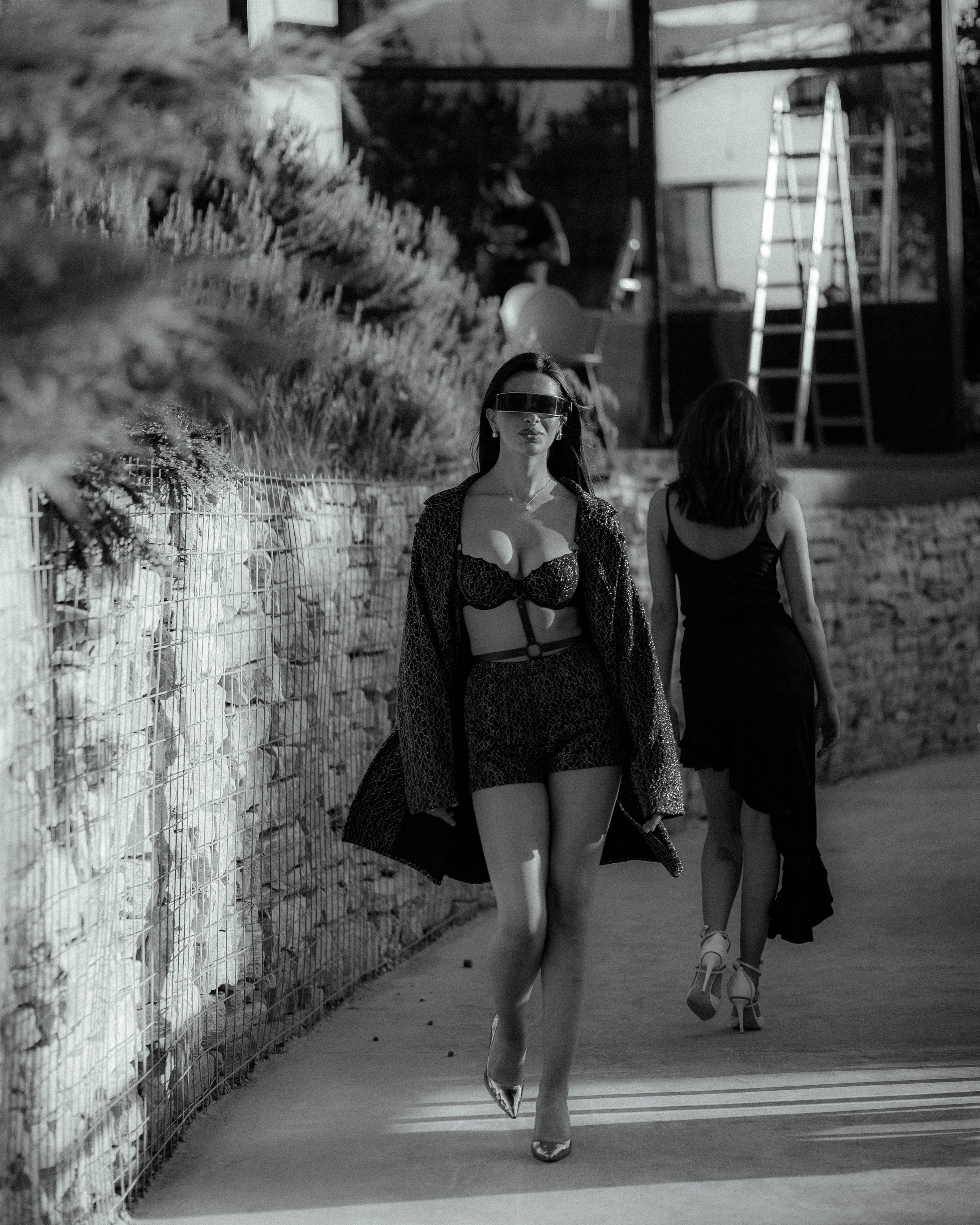 F A S H I O N. Bspander