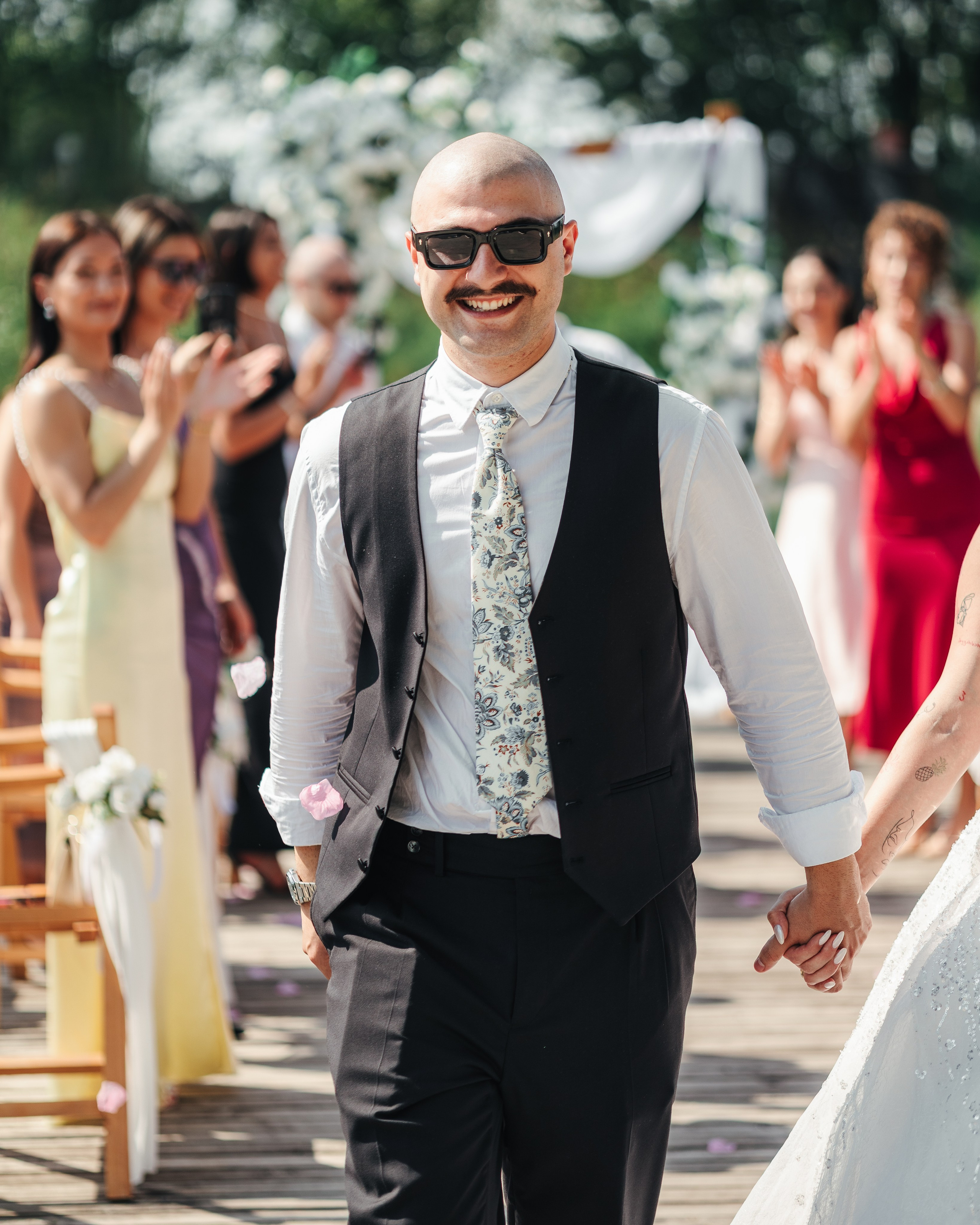 Nikusha & Tato. Bspander