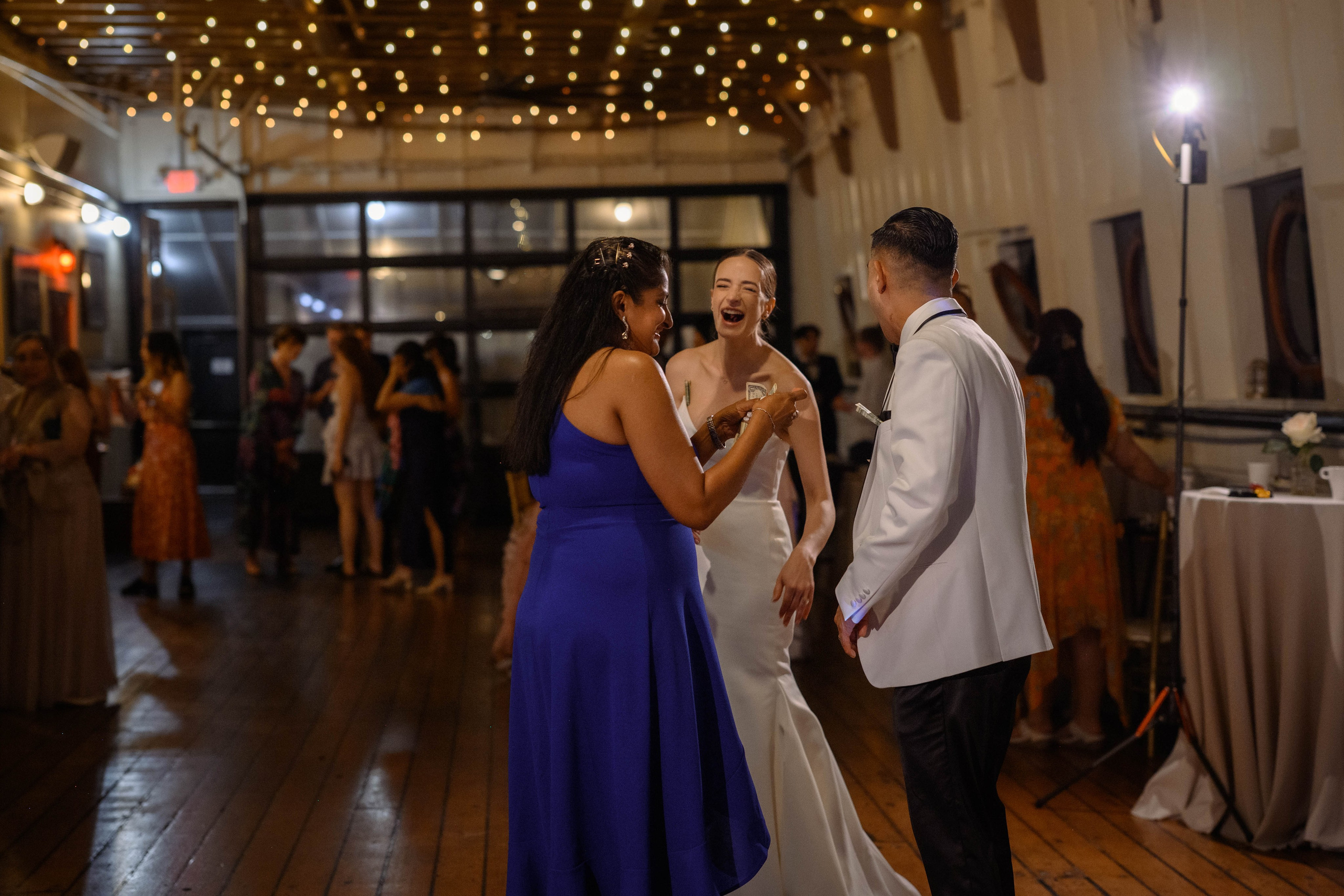Kevin & Katie. Wedding & portrait photography in the Seattle Area. Helen Michelle photographer