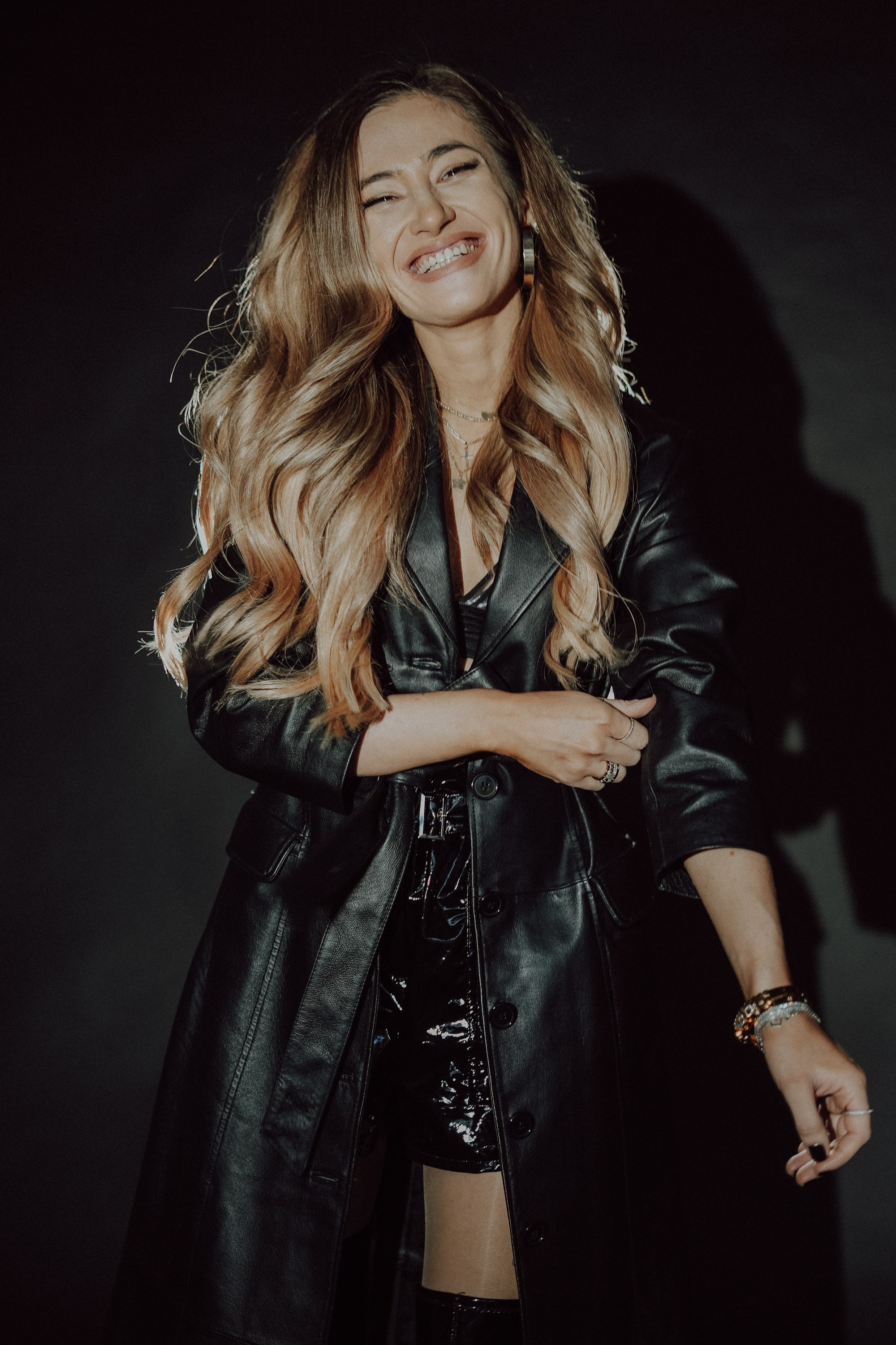 Shooting artist — Magda Stirbat. MARINABUGS