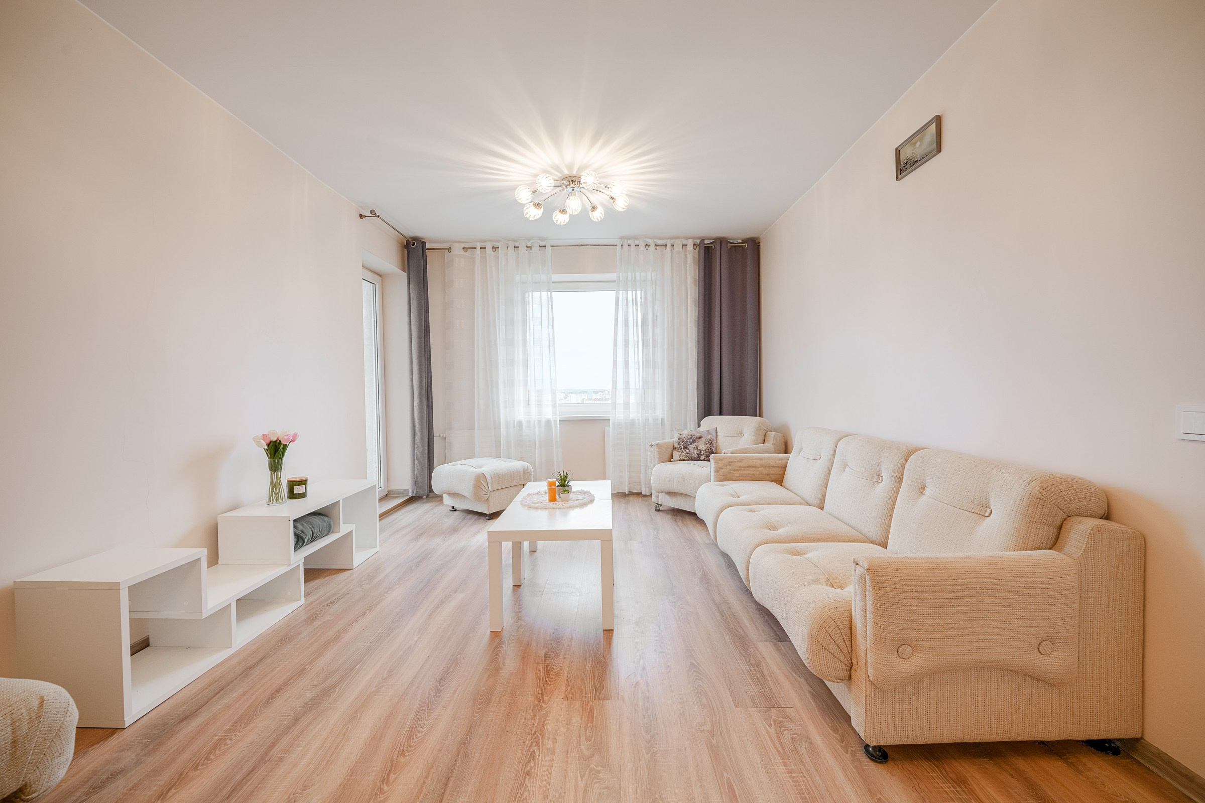 S.Neries g. 15. Elina Sapiega fotografė Vilniuje