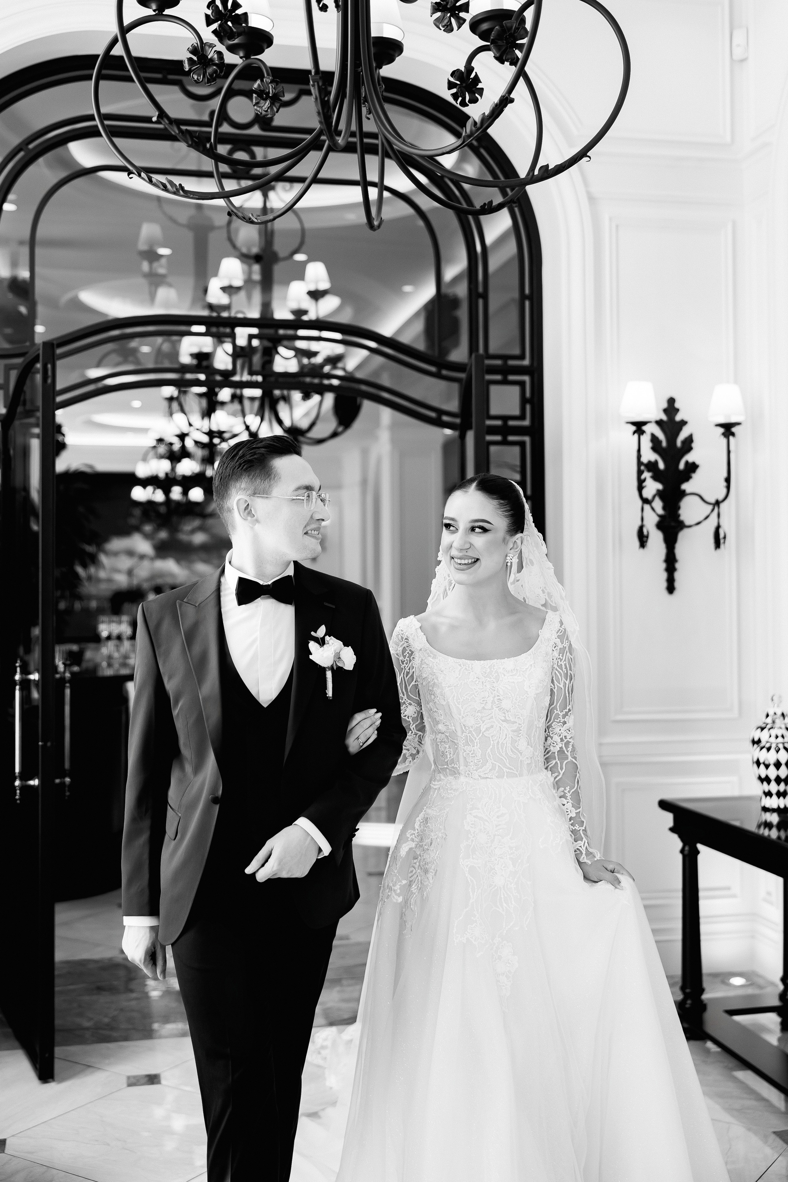 Serghei & Erica — Queen Residence. Servicii Foto și Video 067188353