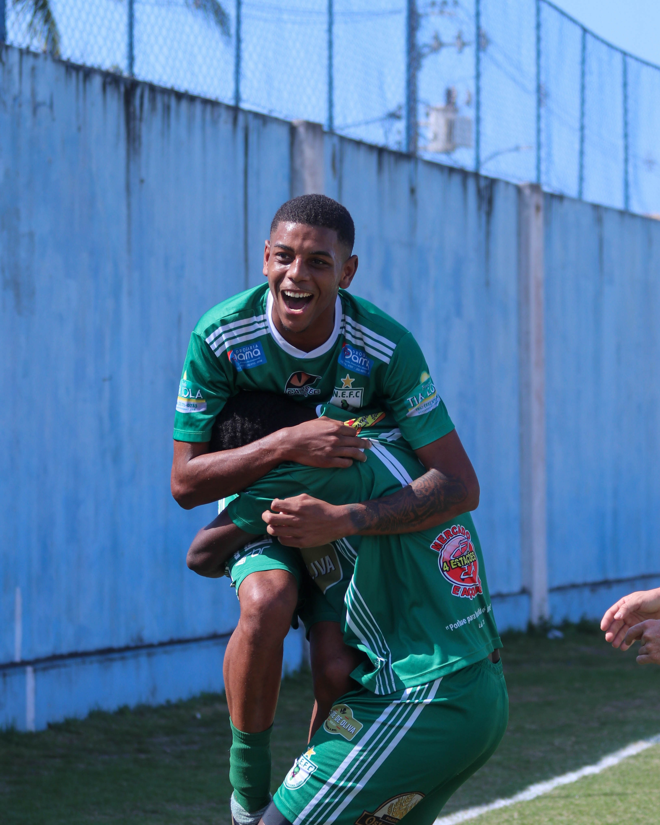 Nova Esperança x Serra Mar. Roque Bispo Fotógrafo | Registrando famílias, eventos e momentos especiais em Macaé com emoção e autenticidade