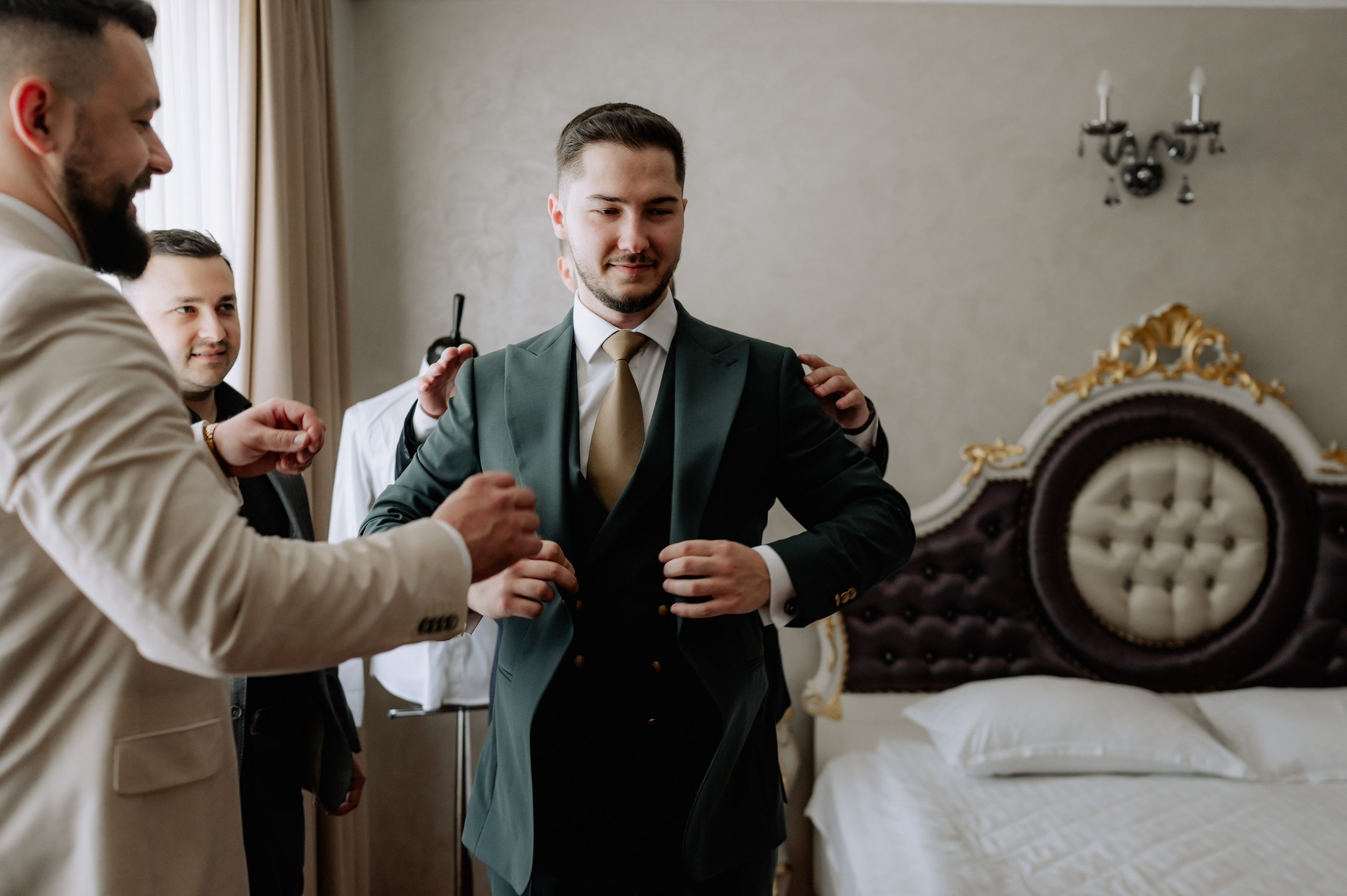 Nunta la Hotel Capitol Iasi. Proud Vision Weddings | Wedding Photography & Film — Servicii profesionale Foto Video Nunta Iasi