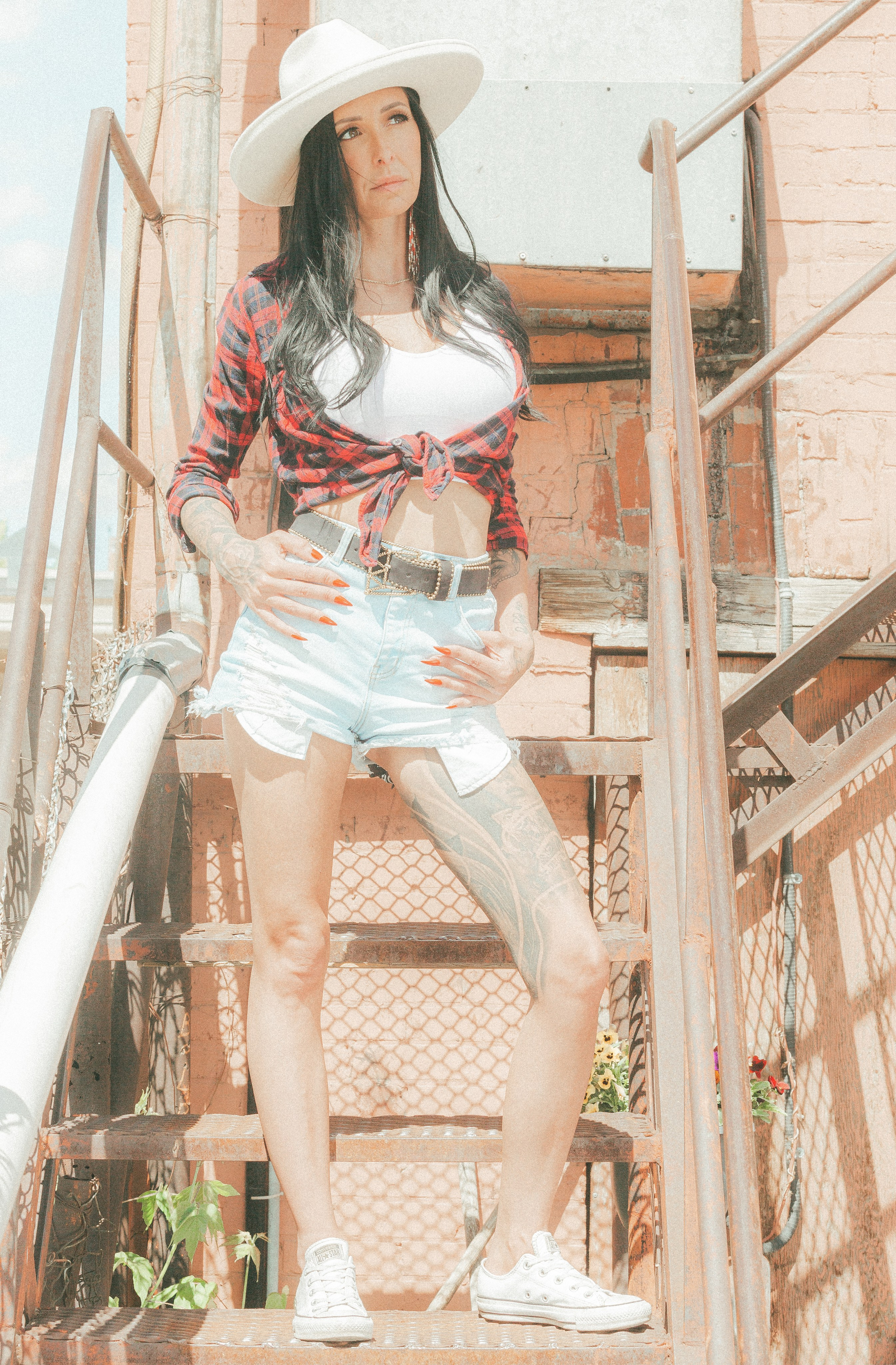 BETHANY. PORTRAIT AND LIFESTYLE PHOTOGRAPHER