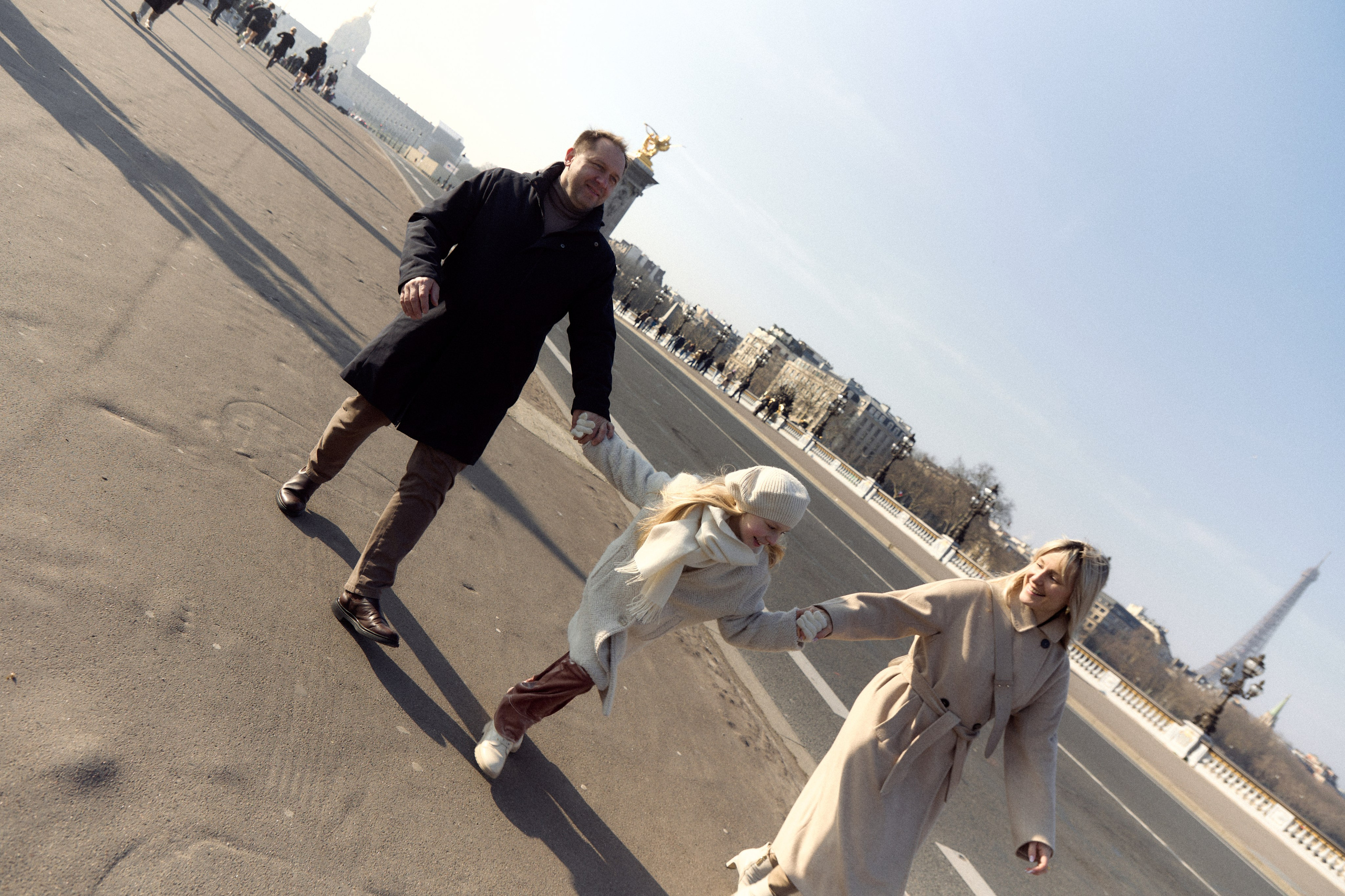 Pont Alexandre III & Eiffel Tower. Fotógrafa en París
